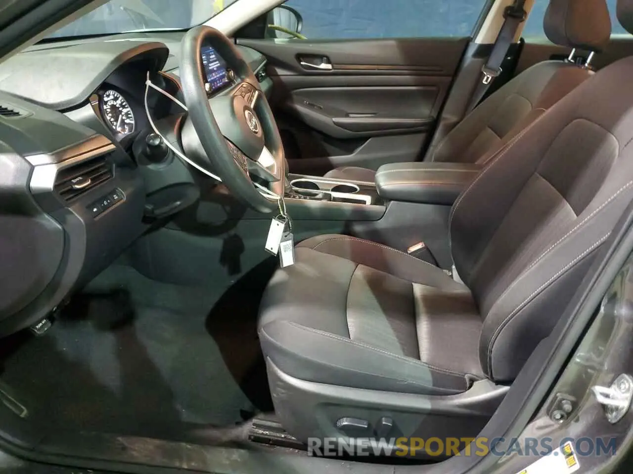7 Photograph of a damaged car 1N4BL4DV9RN372259 NISSAN ALTIMA 2024