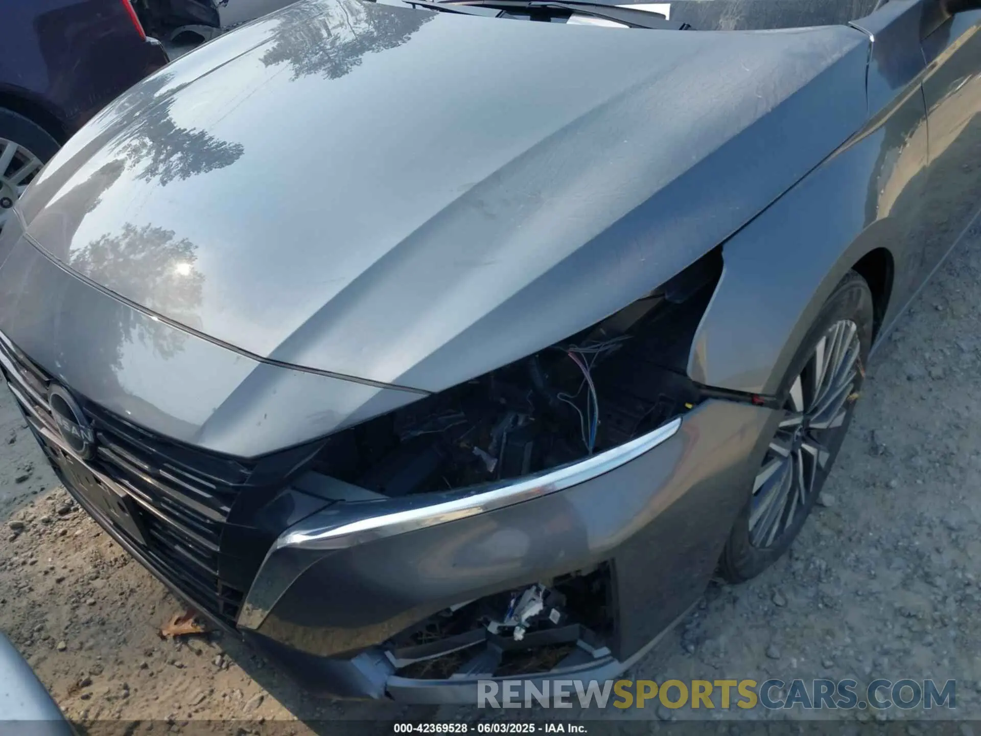 6 Photograph of a damaged car 1N4BL4DV9RN381317 NISSAN ALTIMA 2024
