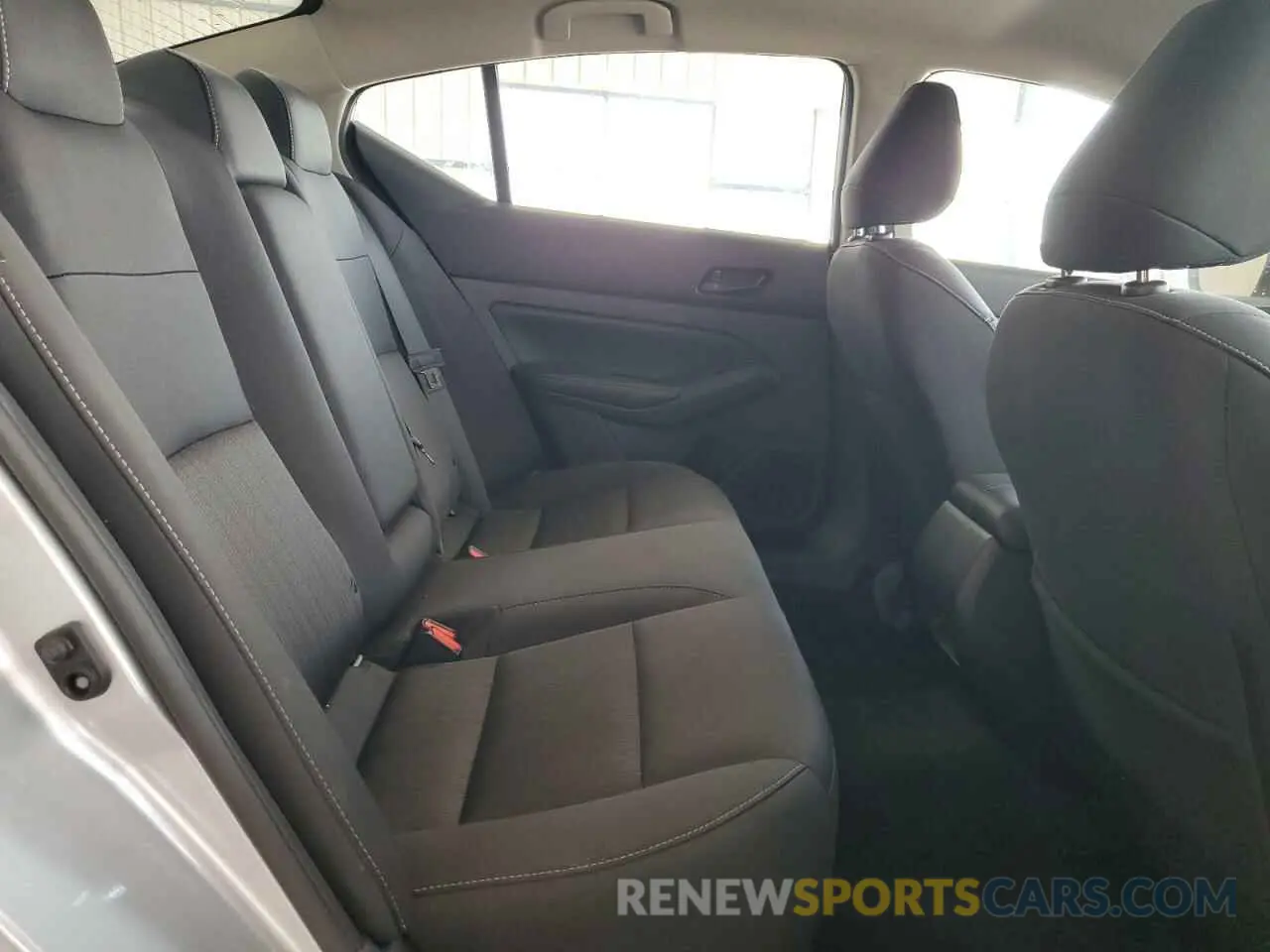 10 Photograph of a damaged car 1N4BL4DV9RN391779 NISSAN ALTIMA 2024