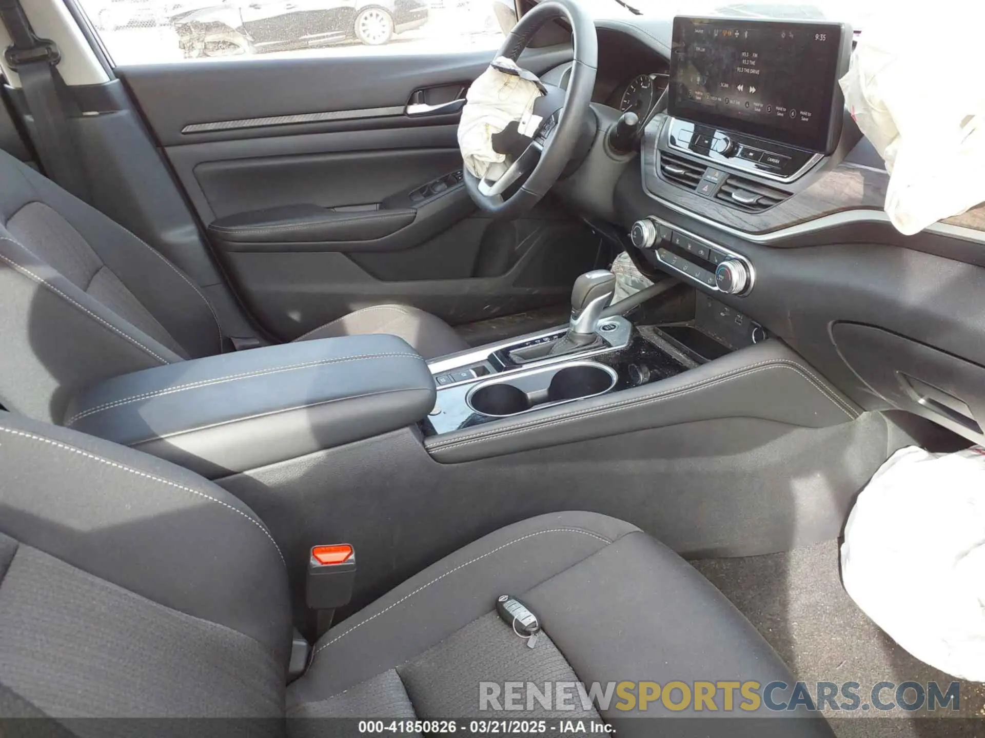 5 Photograph of a damaged car 1N4BL4DV9RN419886 NISSAN ALTIMA 2024