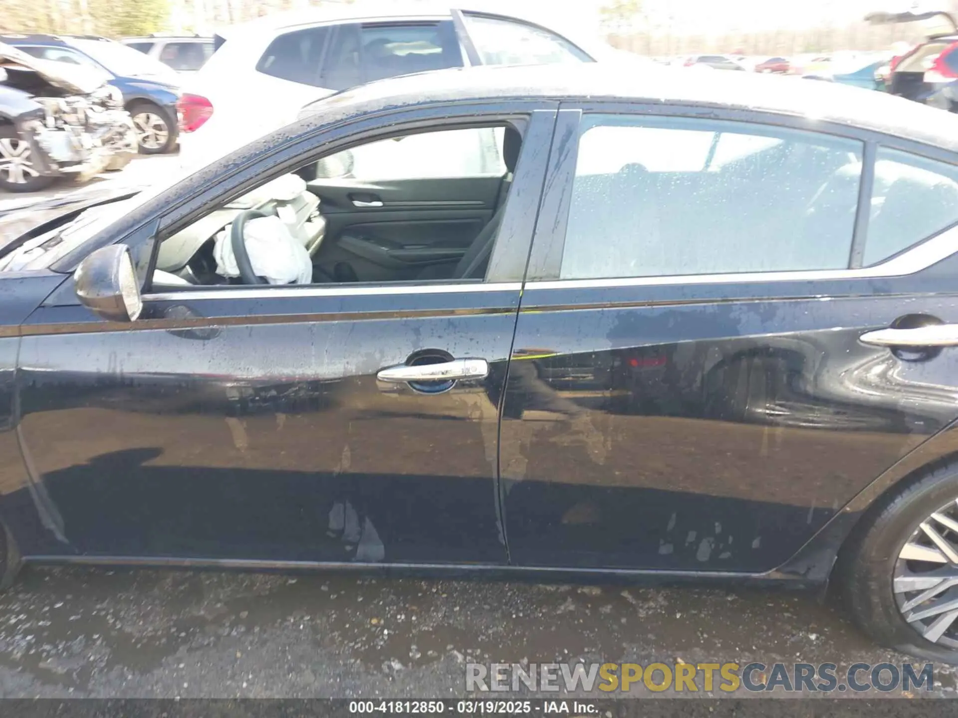 14 Photograph of a damaged car 1N4BL4DVXRN321854 NISSAN ALTIMA 2024