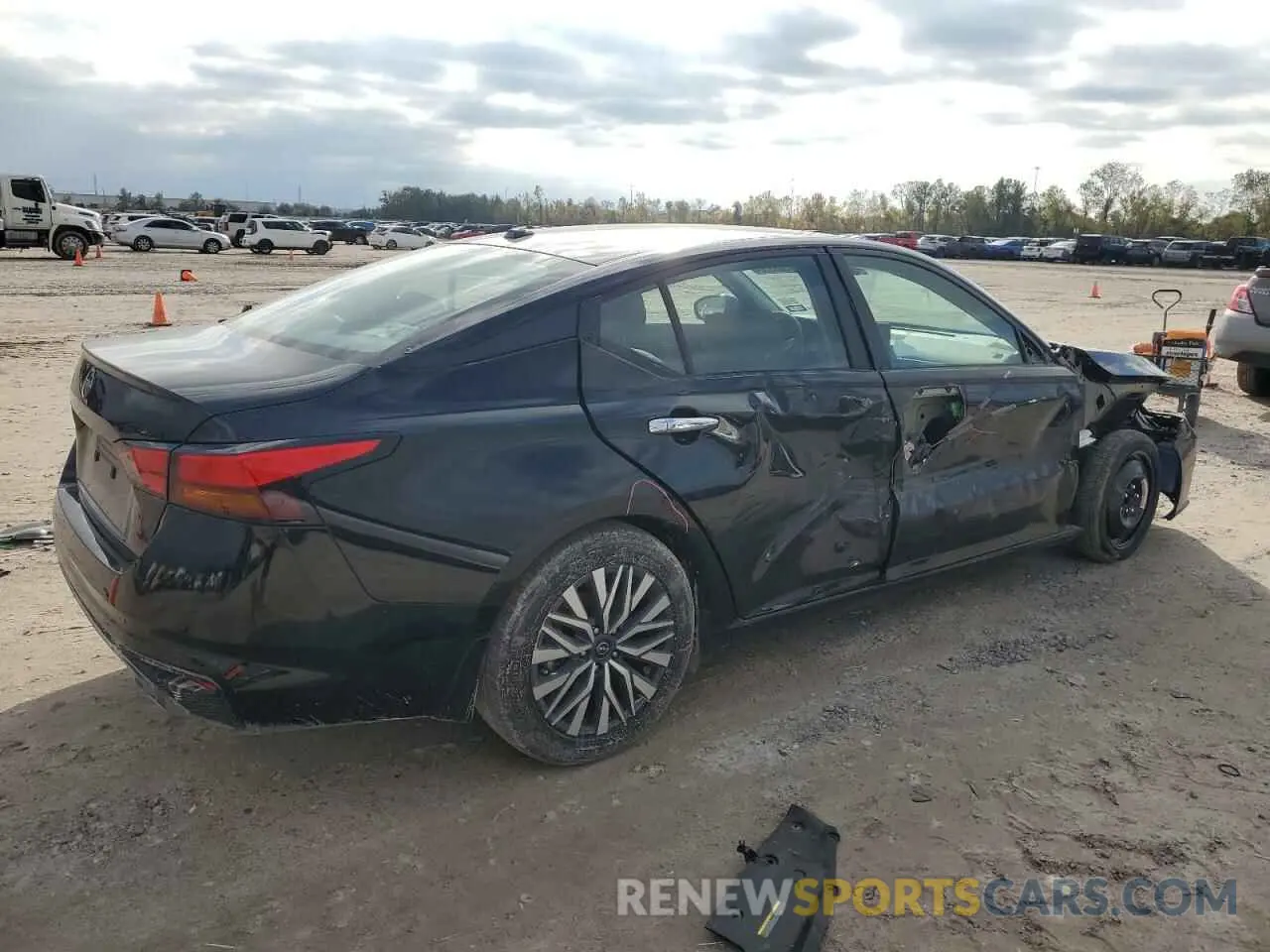 3 Photograph of a damaged car 1N4BL4DVXRN324804 NISSAN ALTIMA 2024
