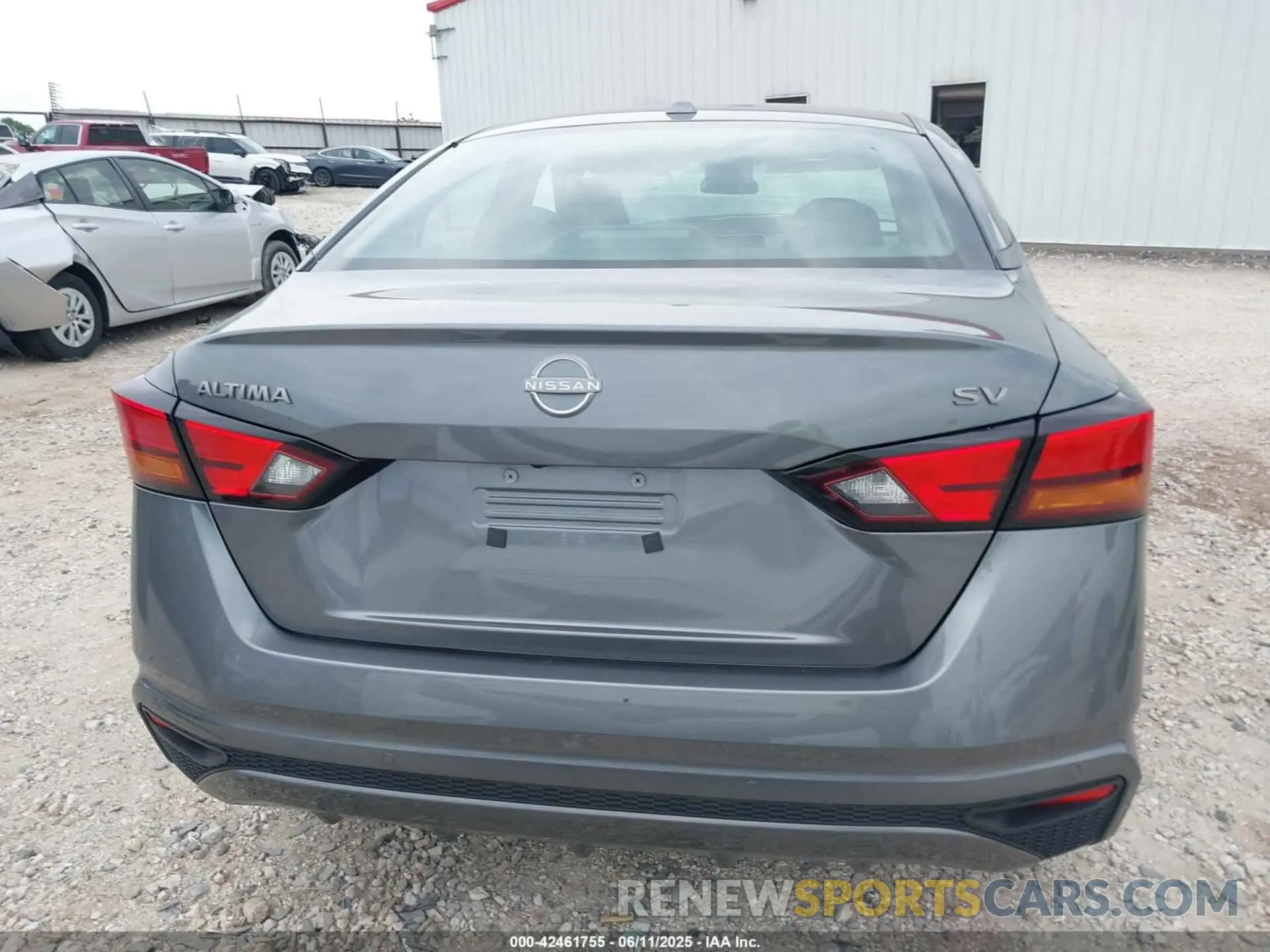 17 Photograph of a damaged car 1N4BL4DVXRN333972 NISSAN ALTIMA 2024