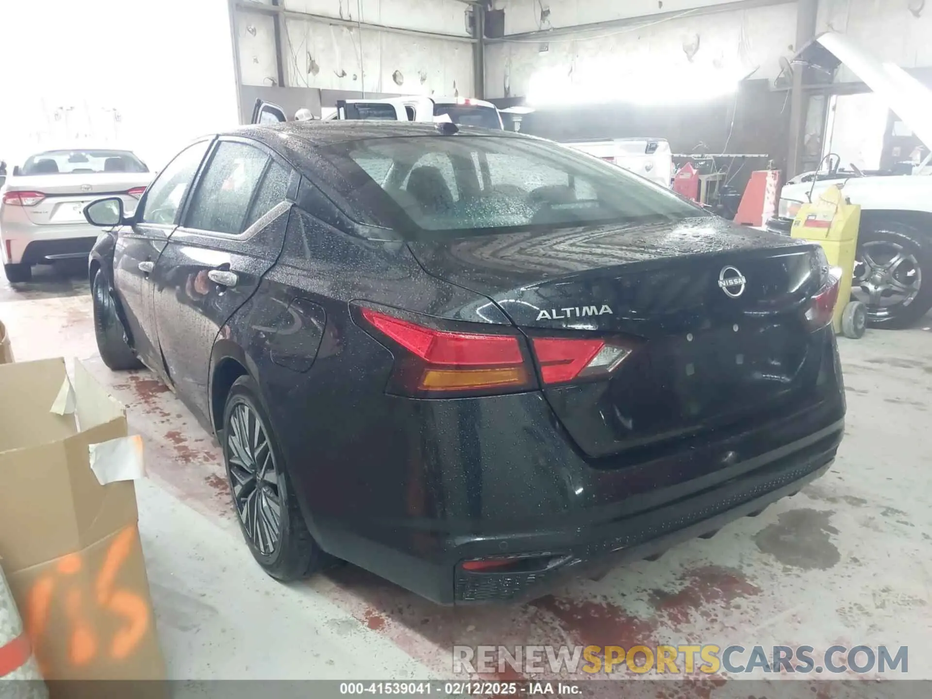 3 Photograph of a damaged car 1N4BL4DVXRN348987 NISSAN ALTIMA 2024
