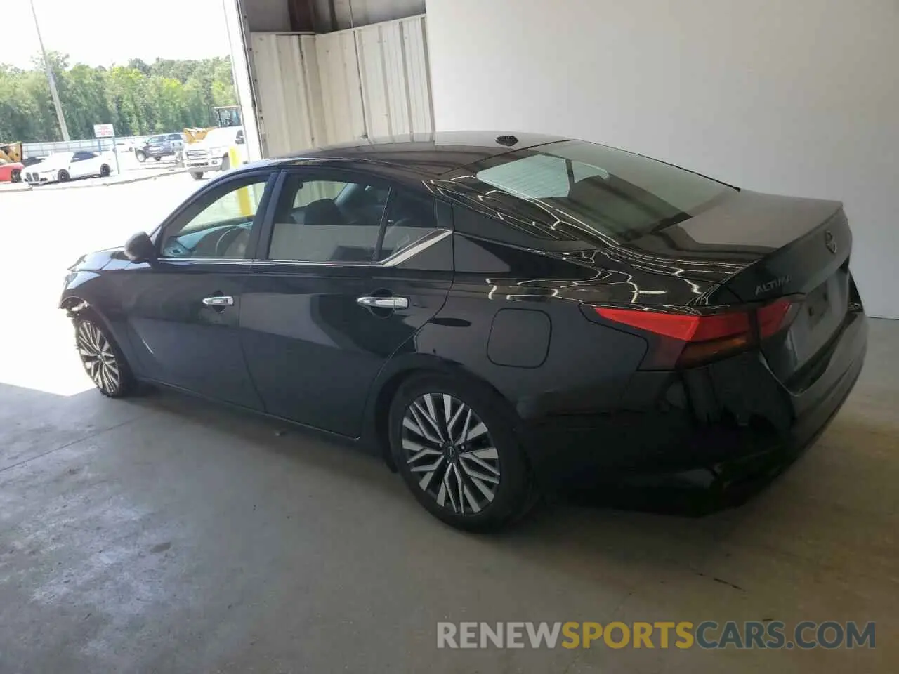 2 Photograph of a damaged car 1N4BL4DVXRN350433 NISSAN ALTIMA 2024