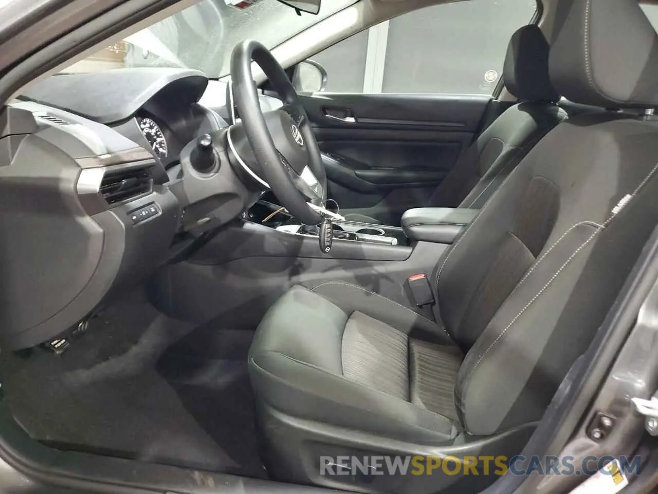 7 Photograph of a damaged car 1N4BL4DVXRN379687 NISSAN ALTIMA 2024