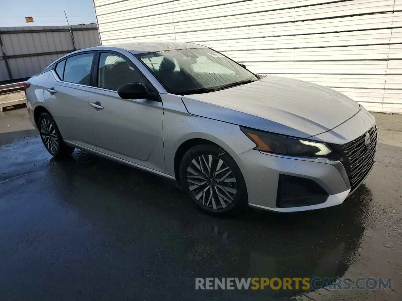 4 Photograph of a damaged car 1N4BL4DVXRN392097 NISSAN ALTIMA 2024