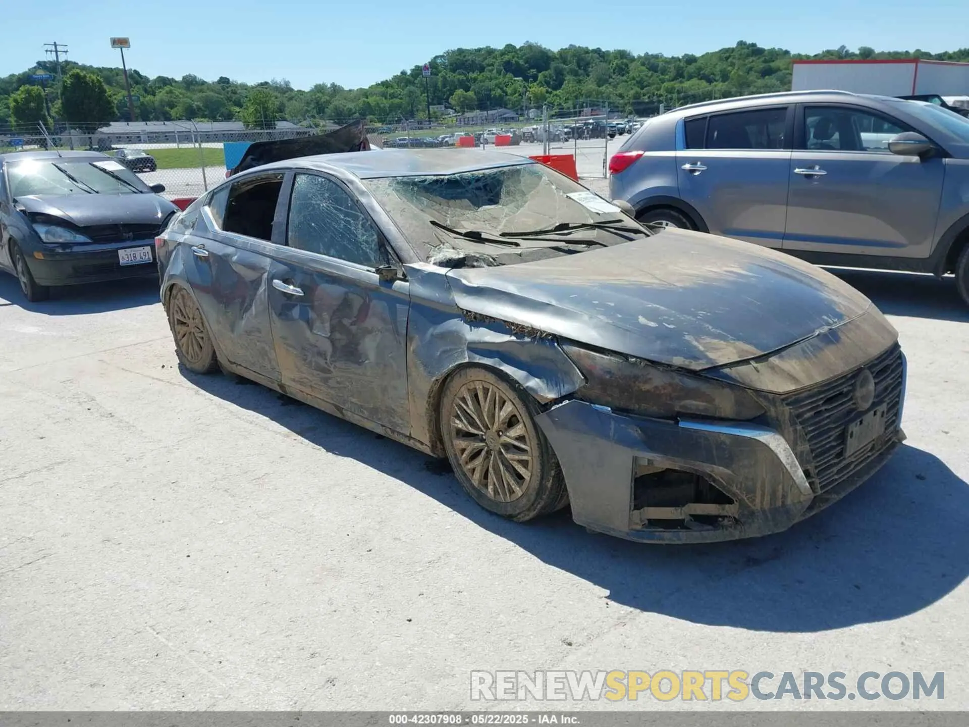 1 Photograph of a damaged car 1N4BL4DVXRN401249 NISSAN ALTIMA 2024