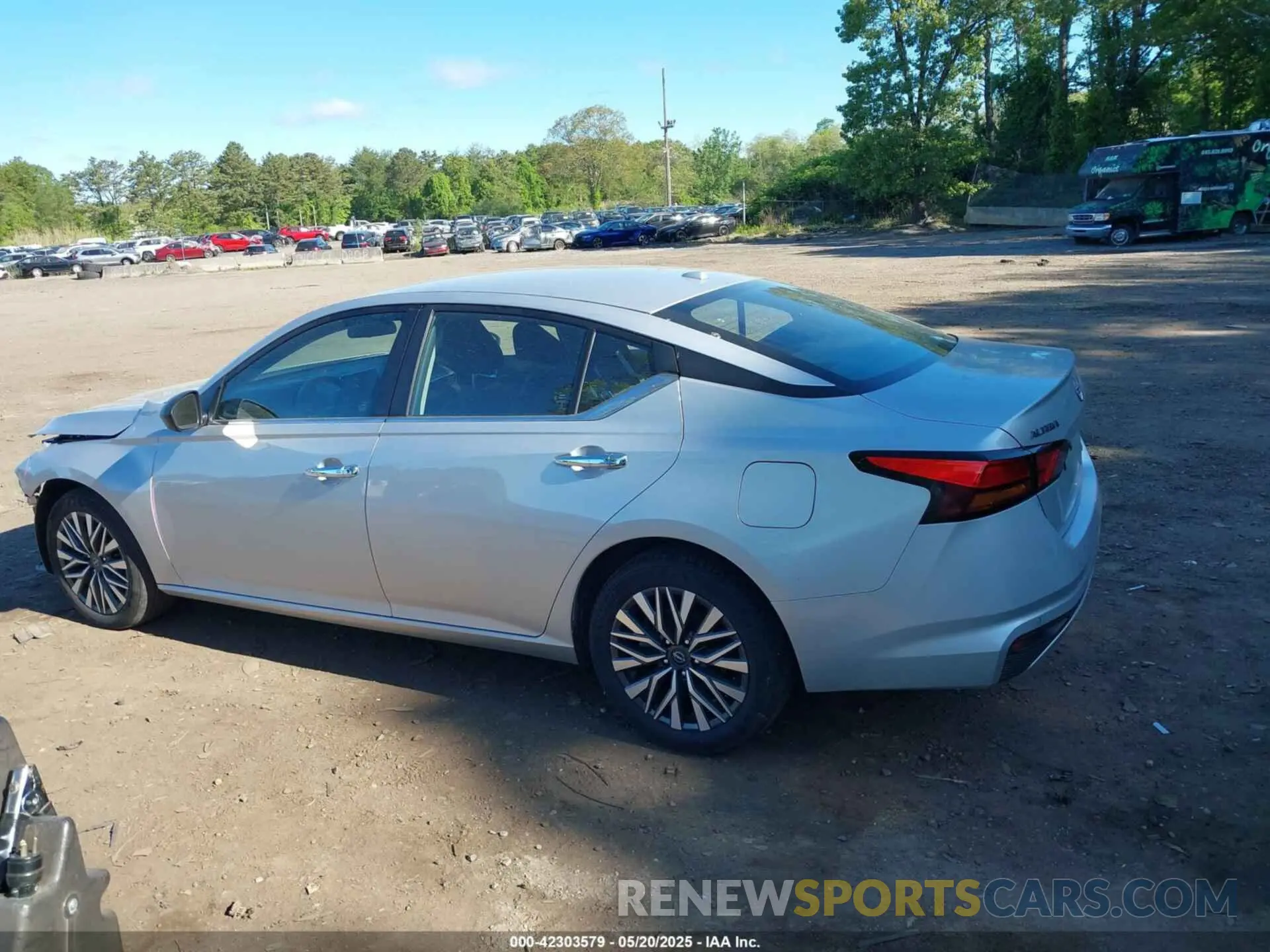 14 Photograph of a damaged car 1N4BL4DW1RN359417 NISSAN ALTIMA 2024