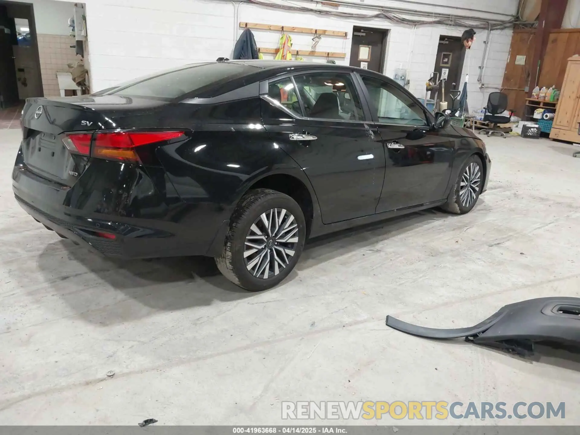 4 Photograph of a damaged car 1N4BL4DW2RN396895 NISSAN ALTIMA 2024