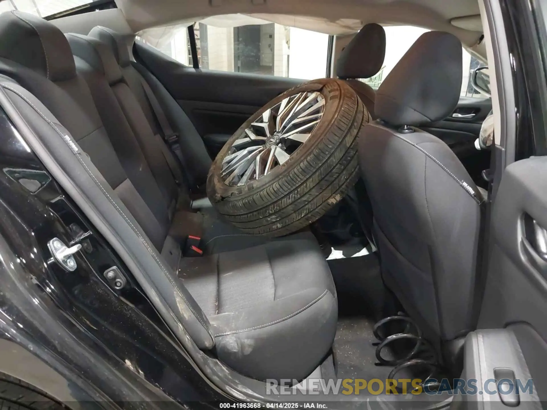 8 Photograph of a damaged car 1N4BL4DW2RN396895 NISSAN ALTIMA 2024