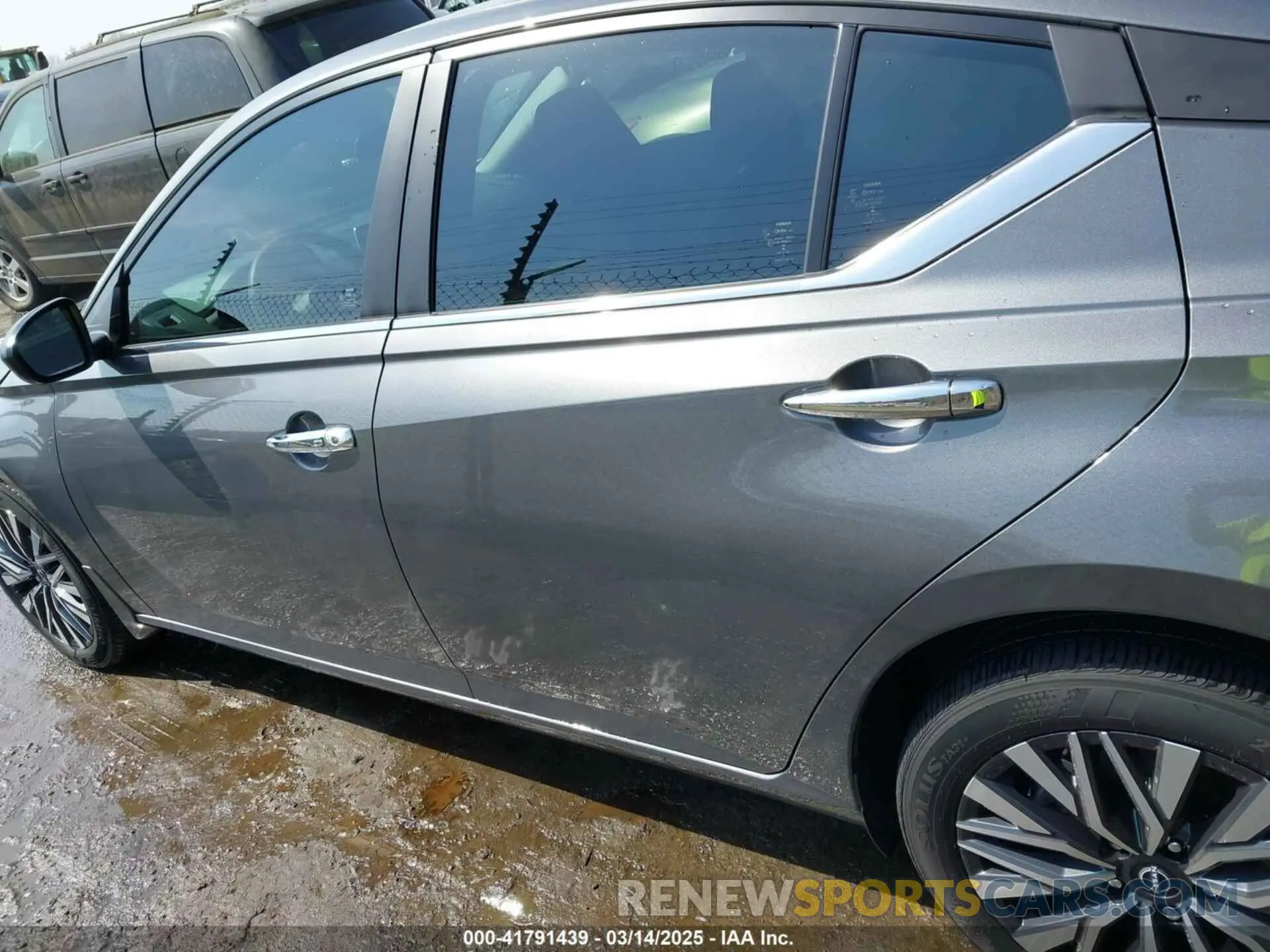 14 Photograph of a damaged car 1N4BL4DW2RN432617 NISSAN ALTIMA 2024