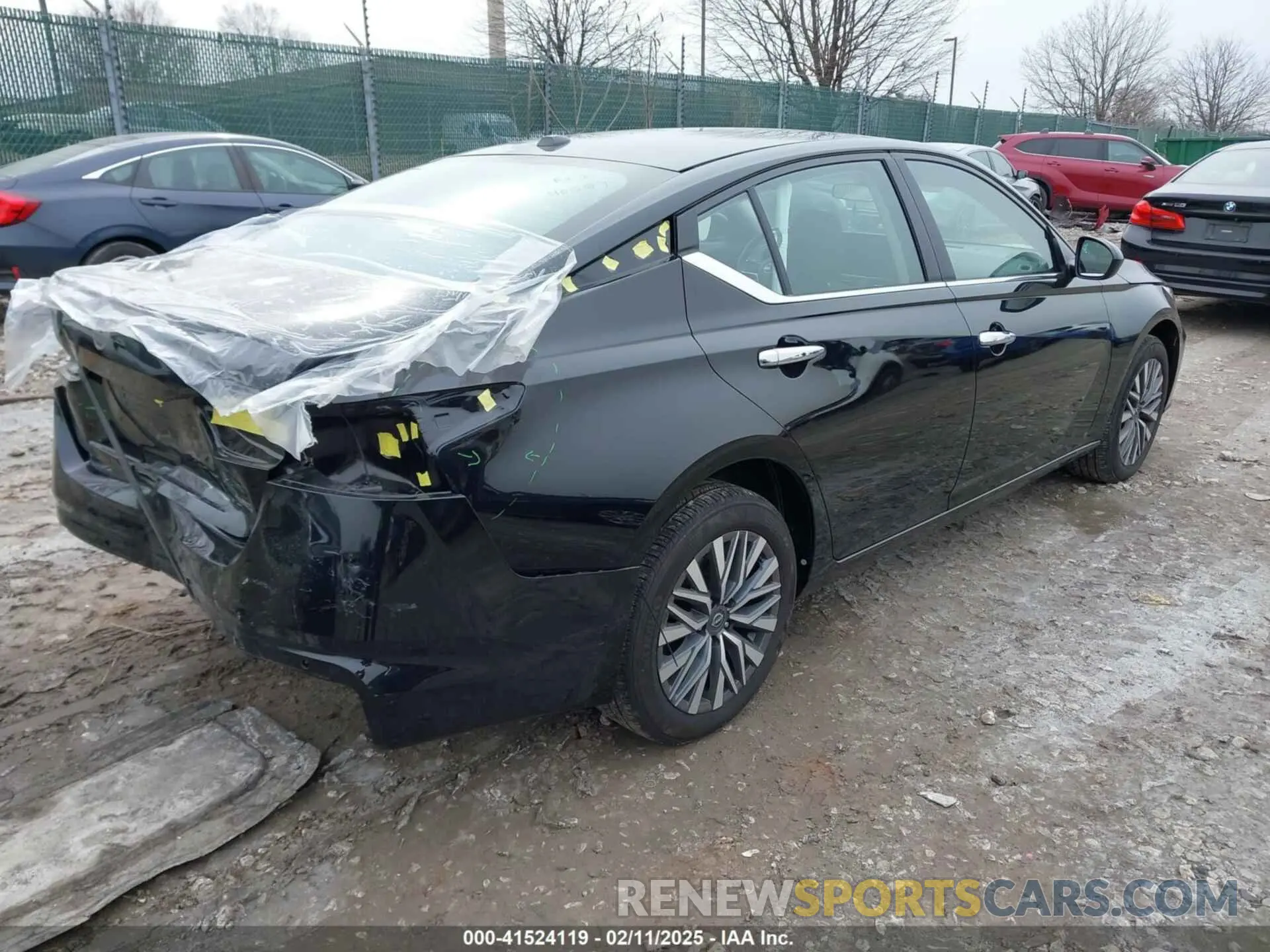 4 Photograph of a damaged car 1N4BL4DW4RN425717 NISSAN ALTIMA 2024