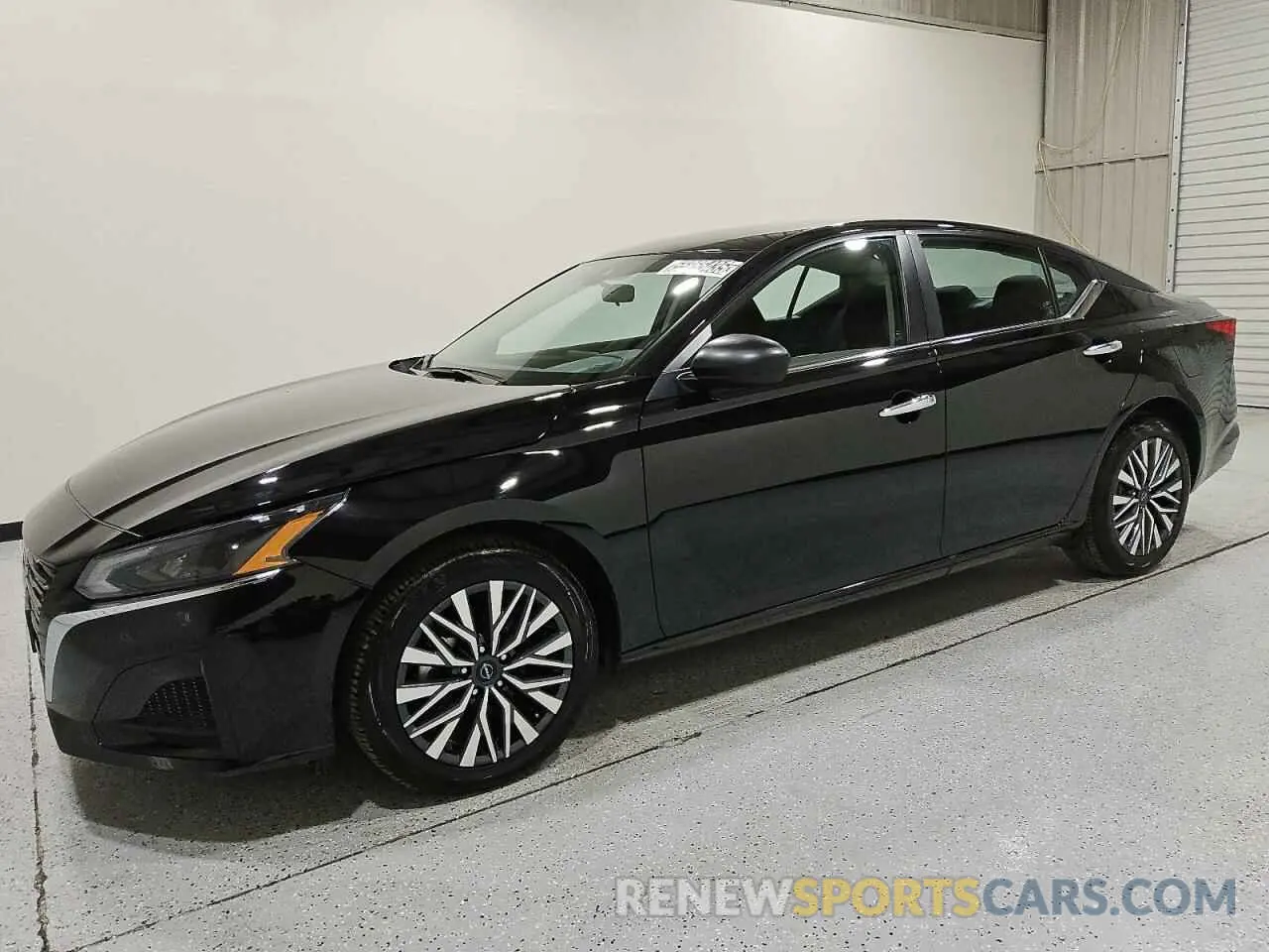 1 Photograph of a damaged car 1N4BL4DW5RN340076 NISSAN ALTIMA 2024