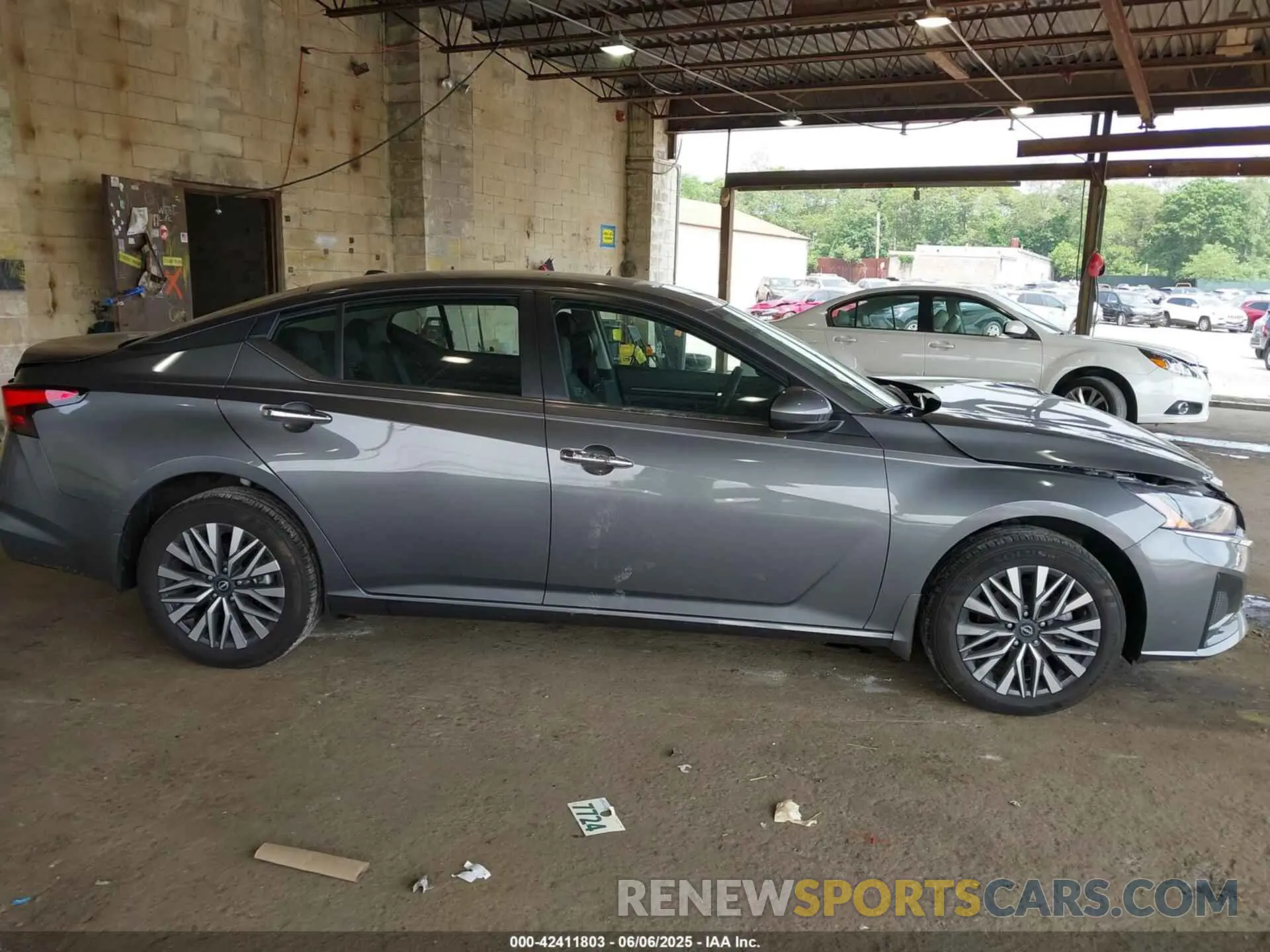13 Photograph of a damaged car 1N4BL4DW6RN433365 NISSAN ALTIMA 2024