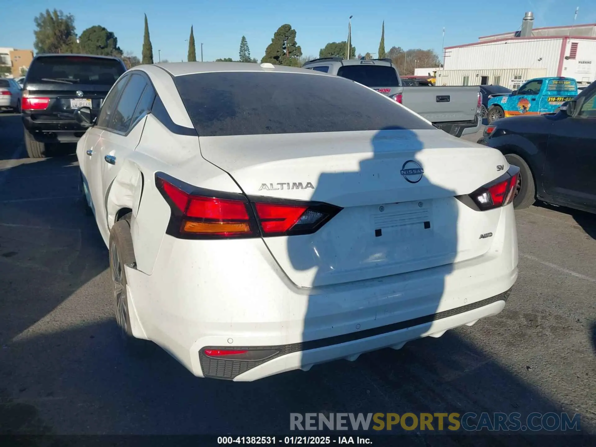 3 Photograph of a damaged car 1N4BL4DW8RN355607 NISSAN ALTIMA 2024