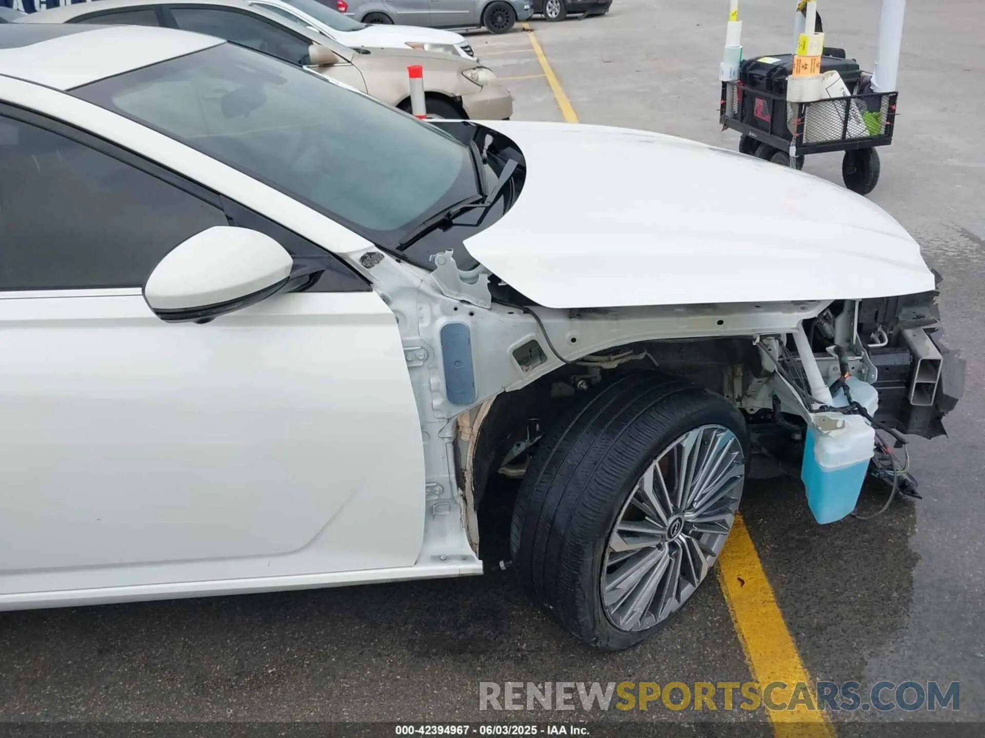 18 Photograph of a damaged car 1N4BL4EV3RN315604 NISSAN ALTIMA 2024