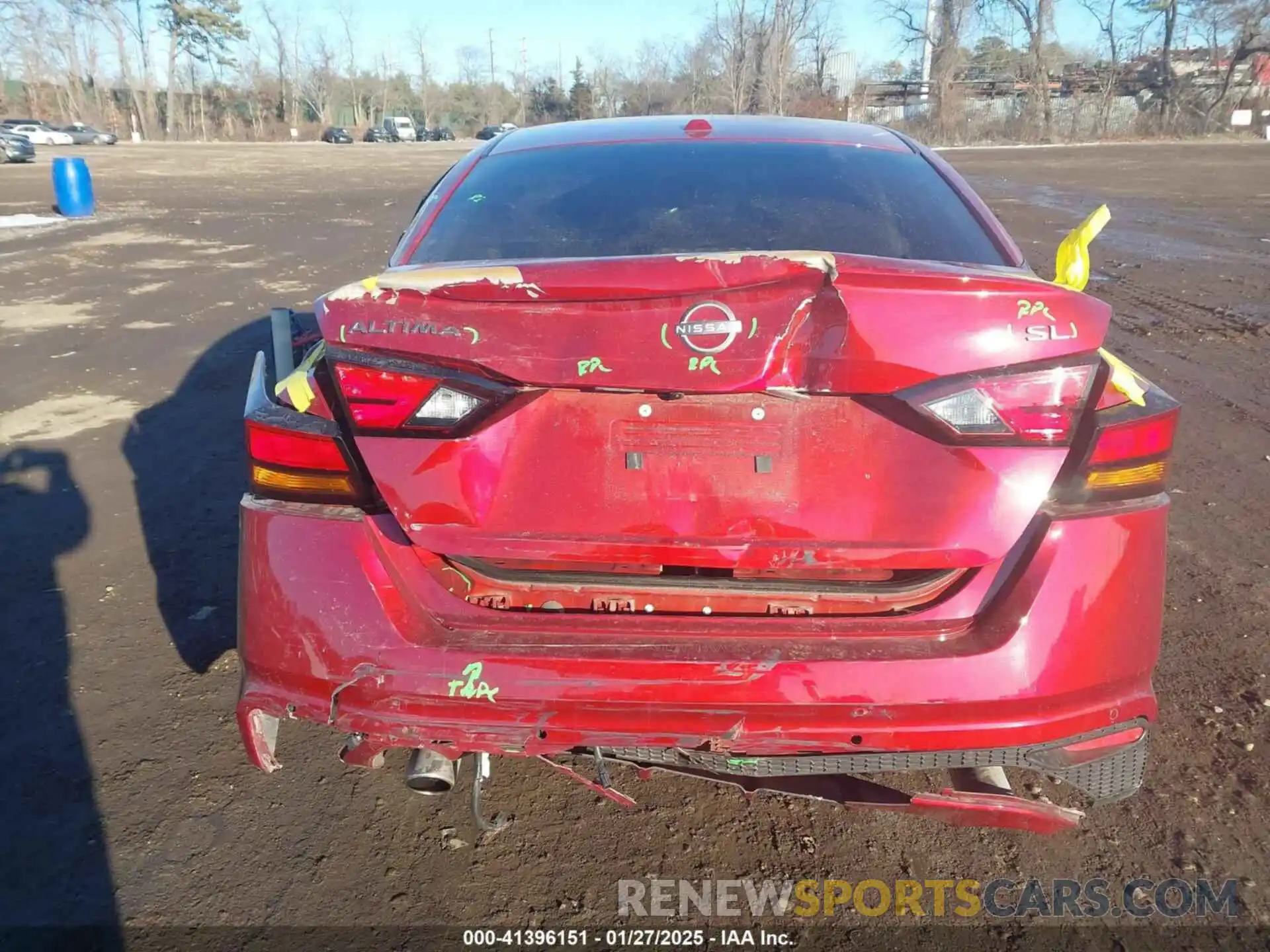 17 Photograph of a damaged car 1N4BL4EV5RN319489 NISSAN ALTIMA 2024