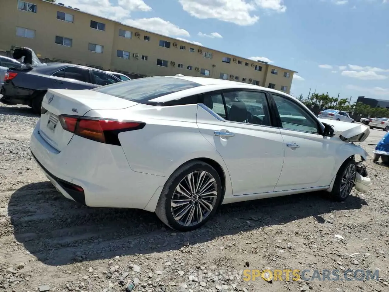 3 Photograph of a damaged car 1N4BL4EV7RN313984 NISSAN ALTIMA 2024