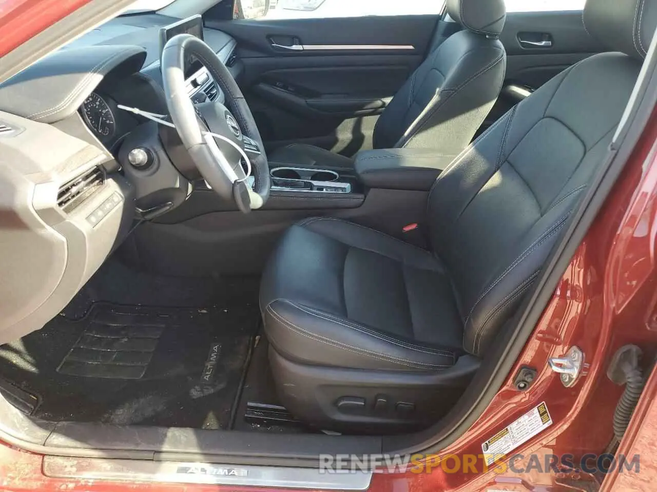 7 Photograph of a damaged car 1N4BL4EV7RN352137 NISSAN ALTIMA 2024