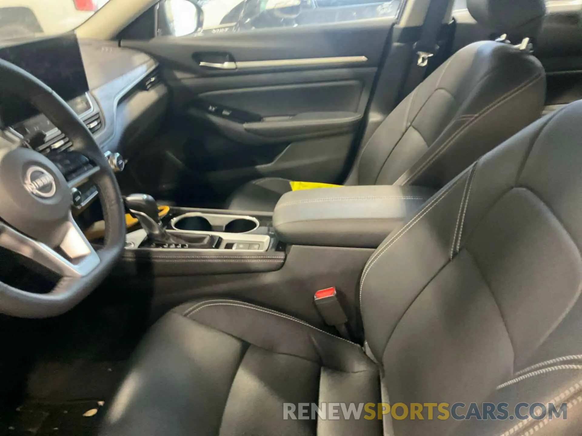 8 Photograph of a damaged car 1N4BL4EV7RN394100 NISSAN ALTIMA 2024