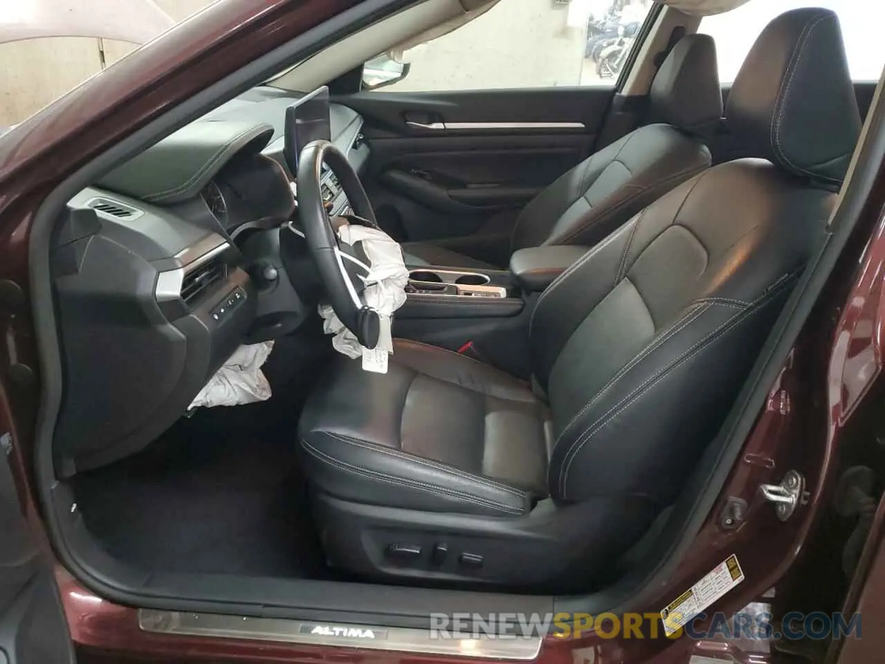 7 Photograph of a damaged car 1N4BL4EV8RN353782 NISSAN ALTIMA 2024