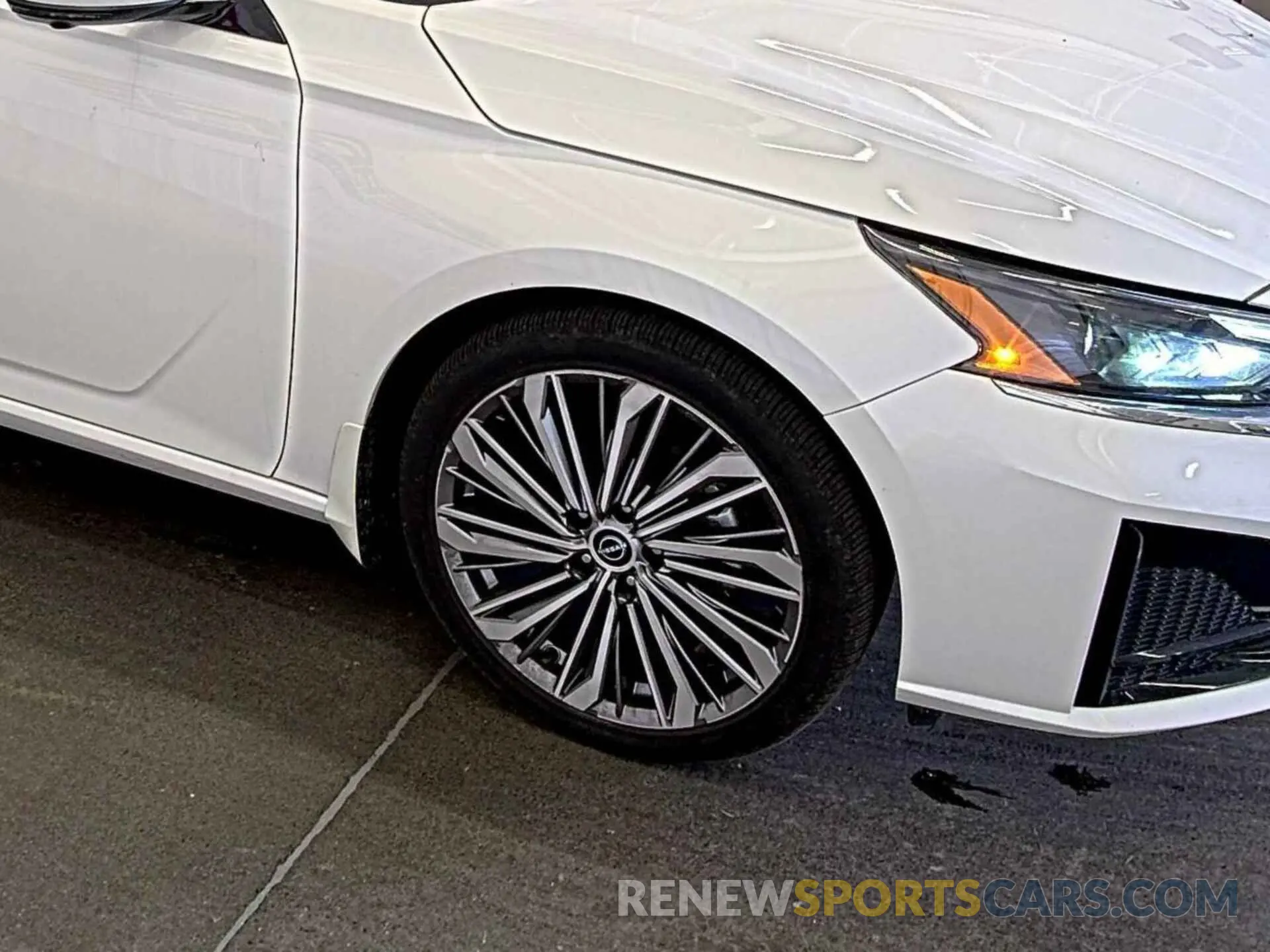12 Photograph of a damaged car 1N4BL4EV8RN381467 NISSAN ALTIMA 2024