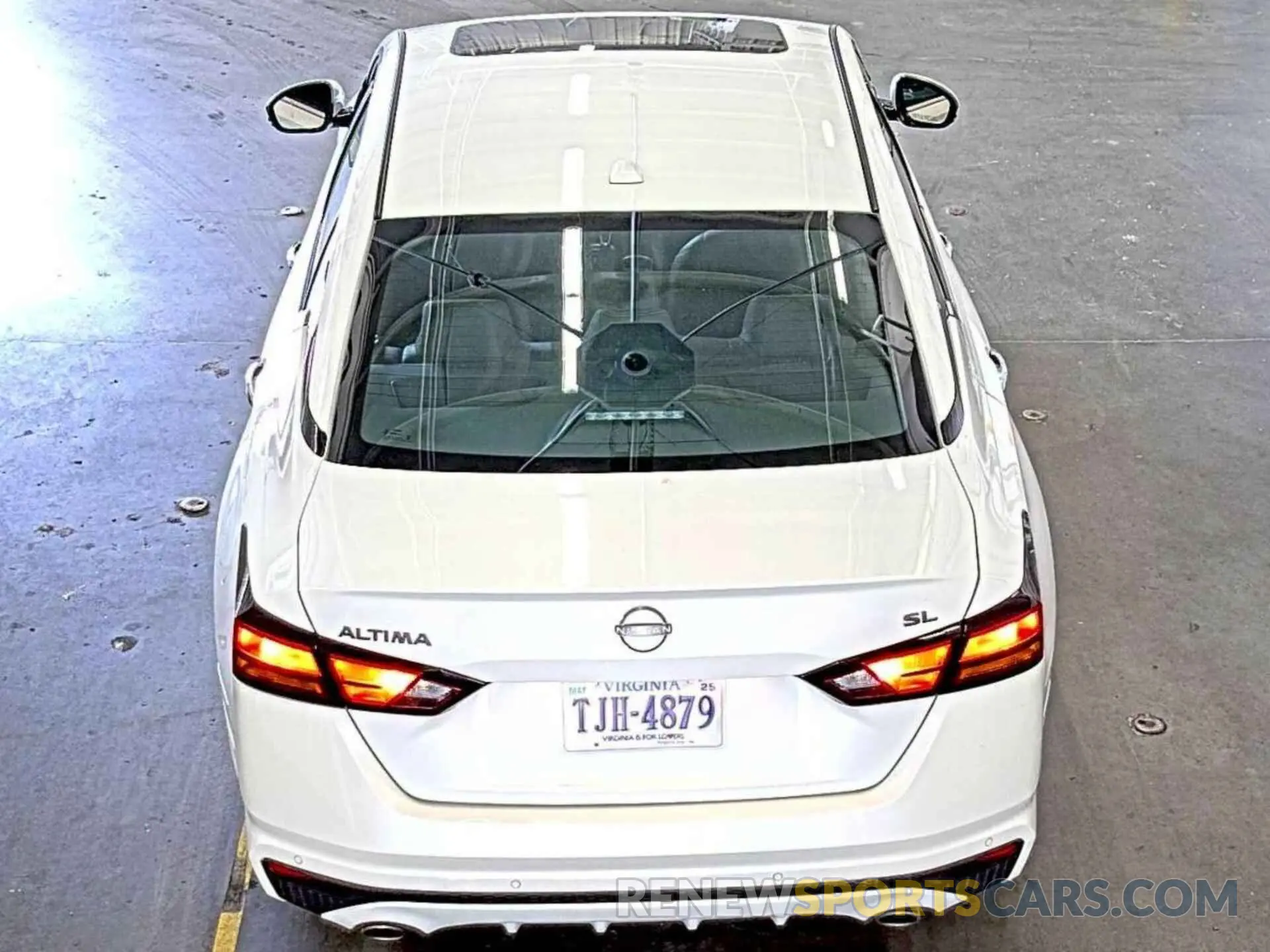 26 Photograph of a damaged car 1N4BL4EV8RN381467 NISSAN ALTIMA 2024