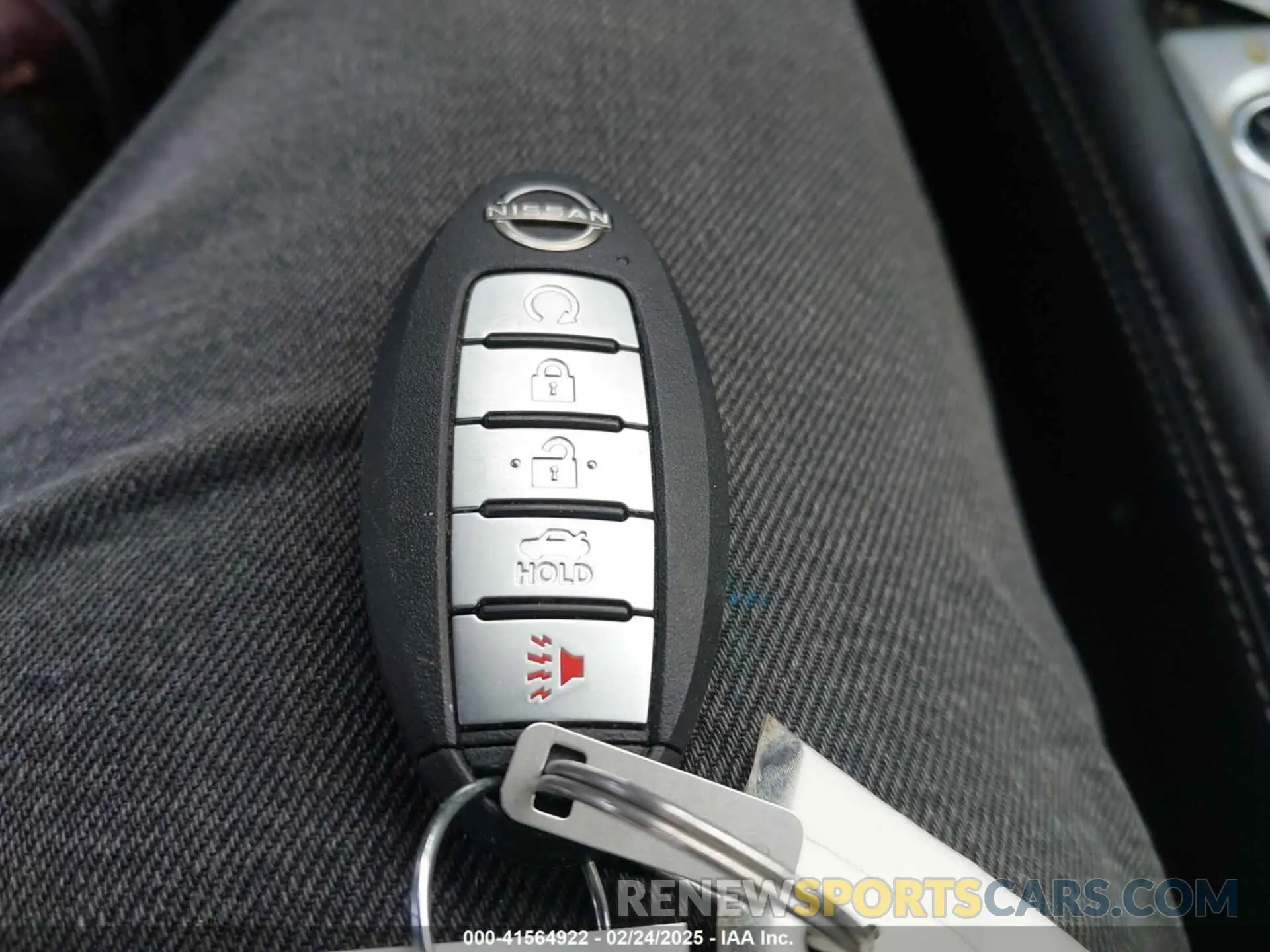 11 Photograph of a damaged car 1N4BL4EW2RN306563 NISSAN ALTIMA 2024