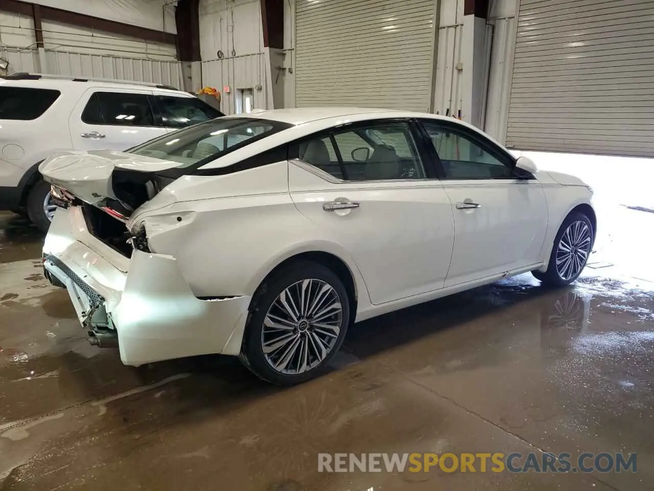 3 Photograph of a damaged car 1N4BL4EW2RN415539 NISSAN ALTIMA 2024