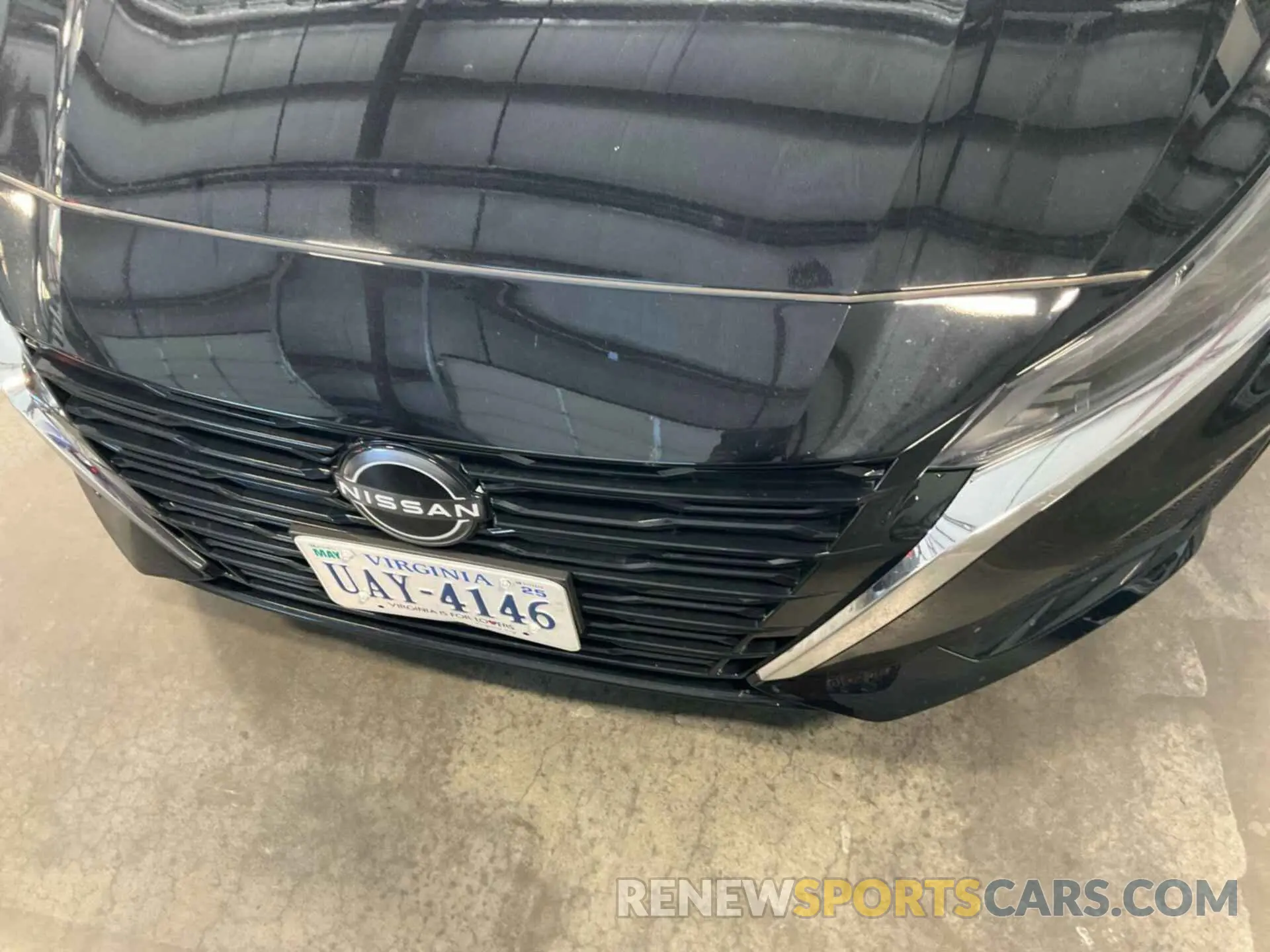 18 Photograph of a damaged car 1N4BL4EW4RN405367 NISSAN ALTIMA 2024