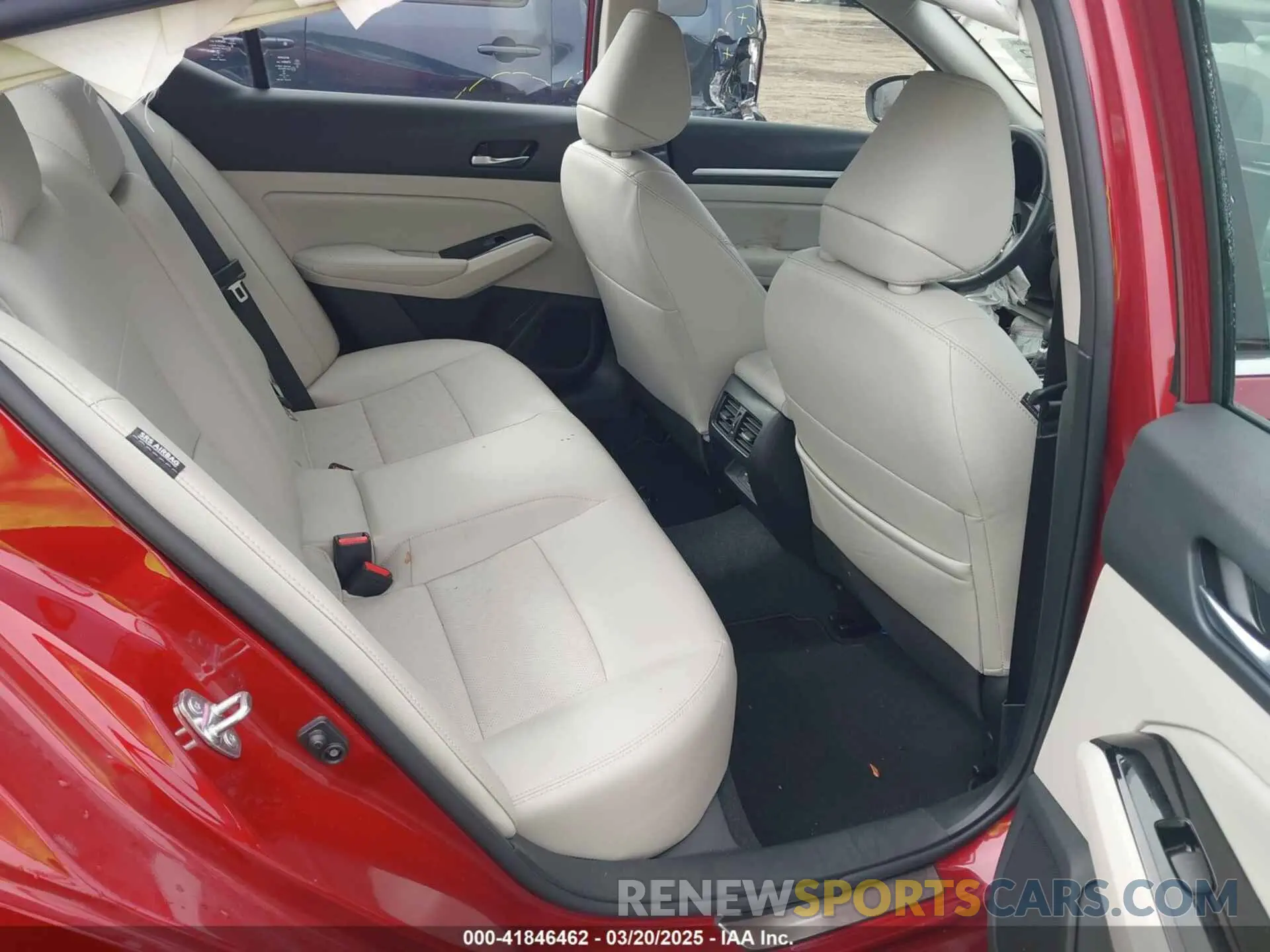 8 Photograph of a damaged car 1N4BL4EW6RN428908 NISSAN ALTIMA 2024