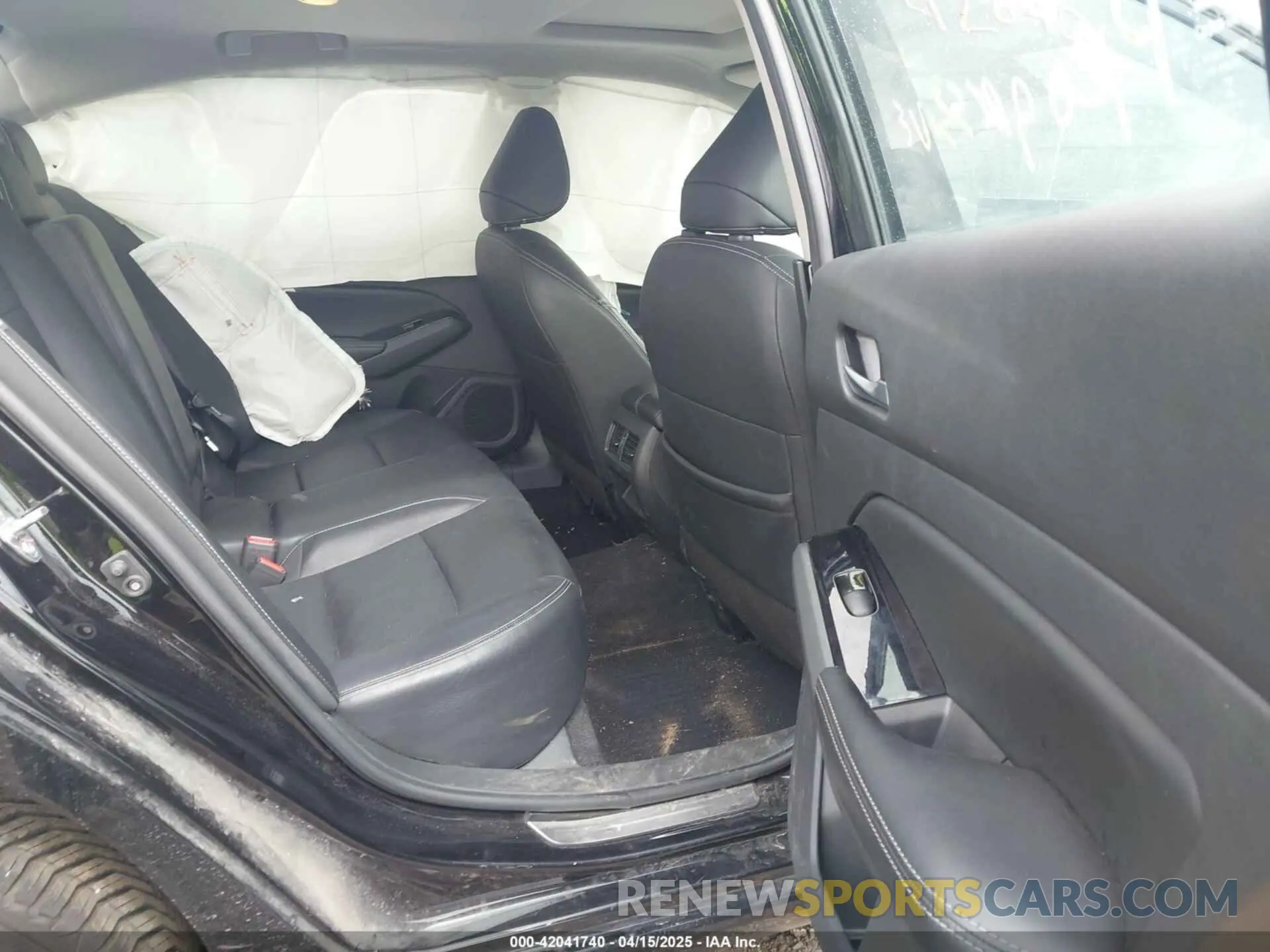 8 Photograph of a damaged car 1N4BL4EW8RN402715 NISSAN ALTIMA 2024