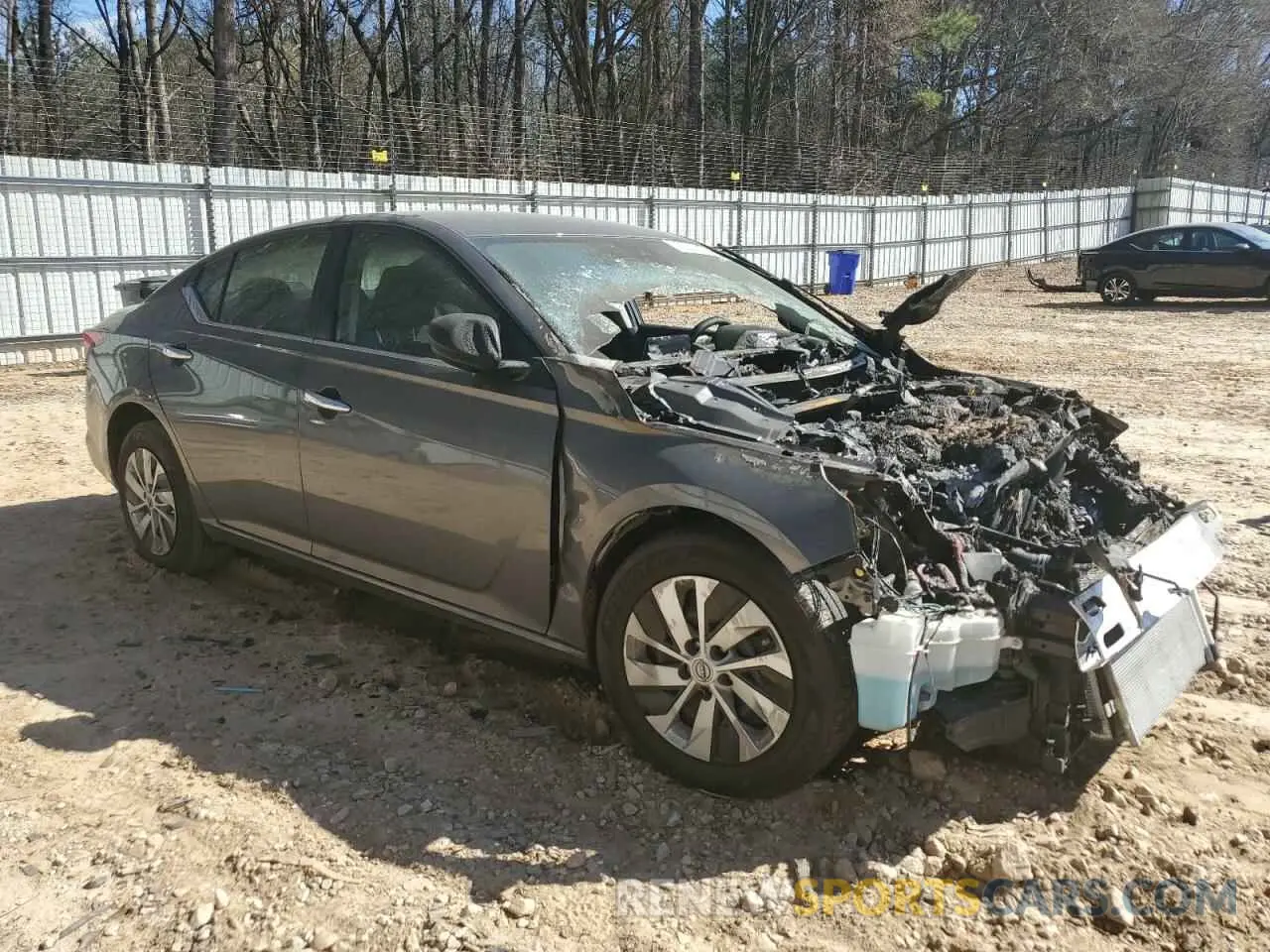 4 Photograph of a damaged car 1N4BL4BV2SN314065 NISSAN ALTIMA 2025