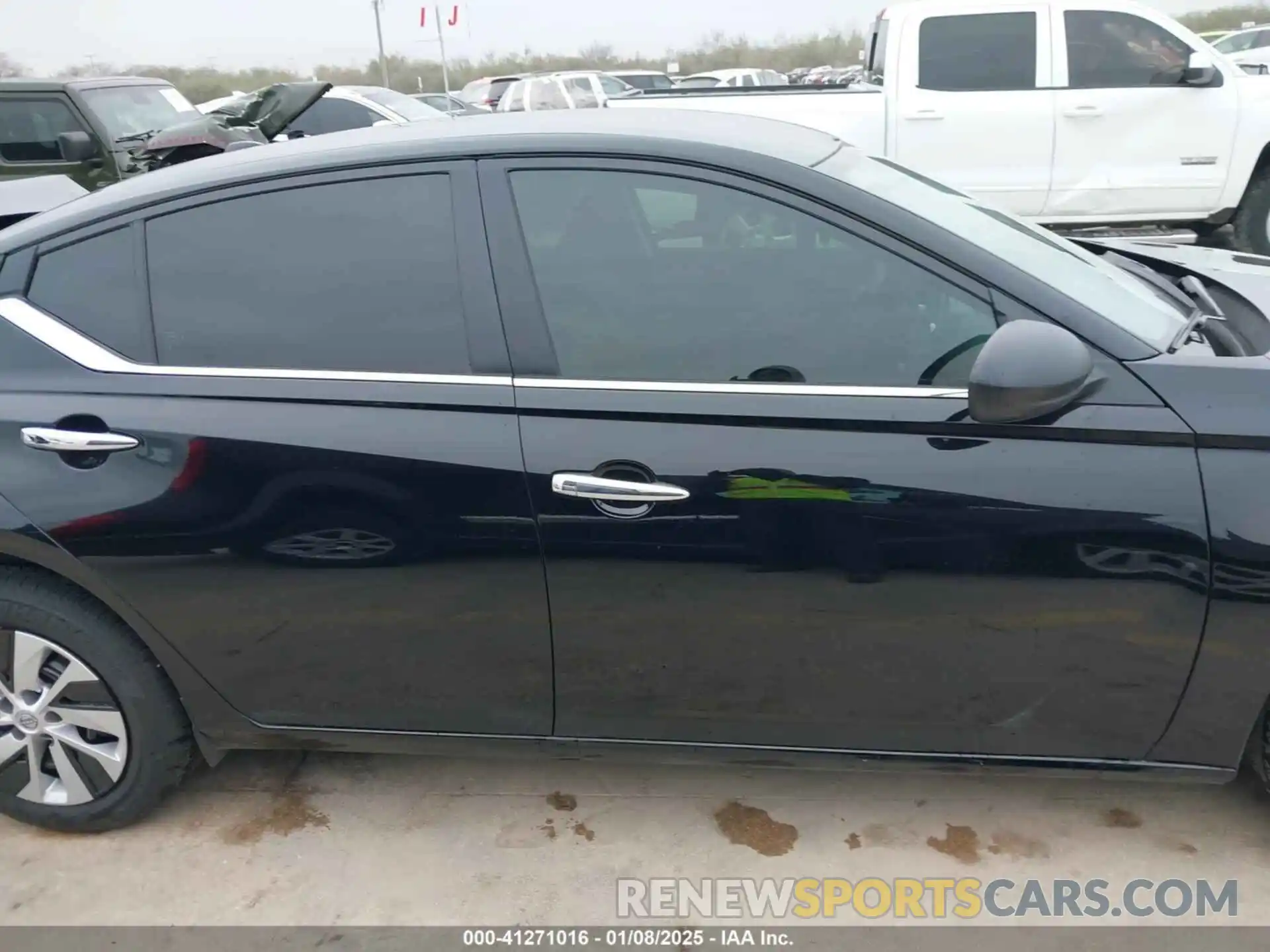 12 Photograph of a damaged car 1N4BL4BV4SN305268 NISSAN ALTIMA 2025