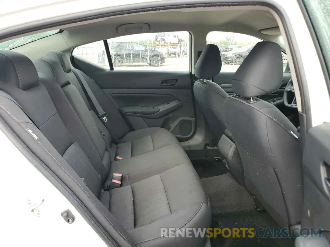 11 Photograph of a damaged car 1N4BL4BV5SN305988 NISSAN ALTIMA 2025