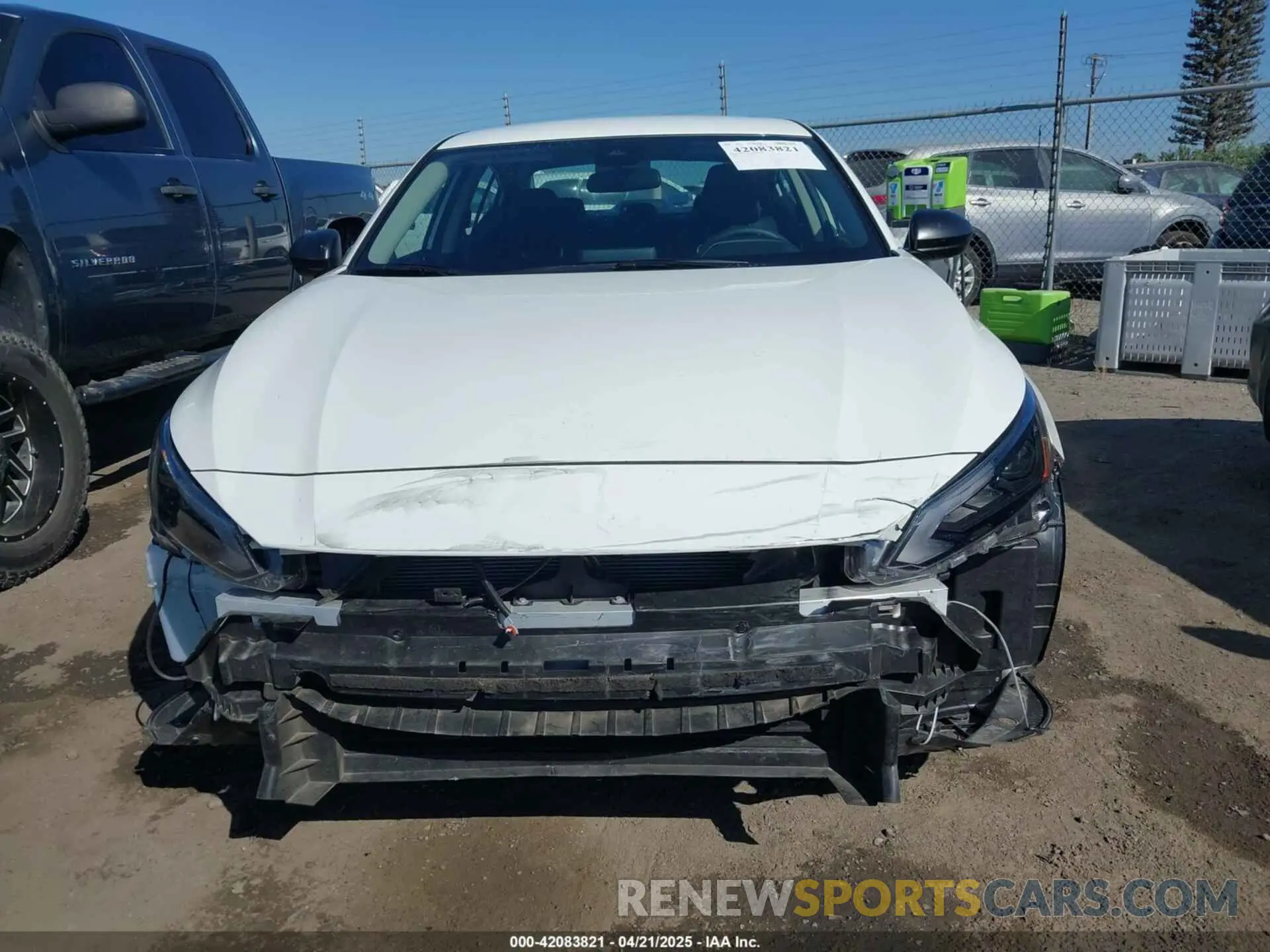 13 Photograph of a damaged car 1N4BL4BV5SN309703 NISSAN ALTIMA 2025