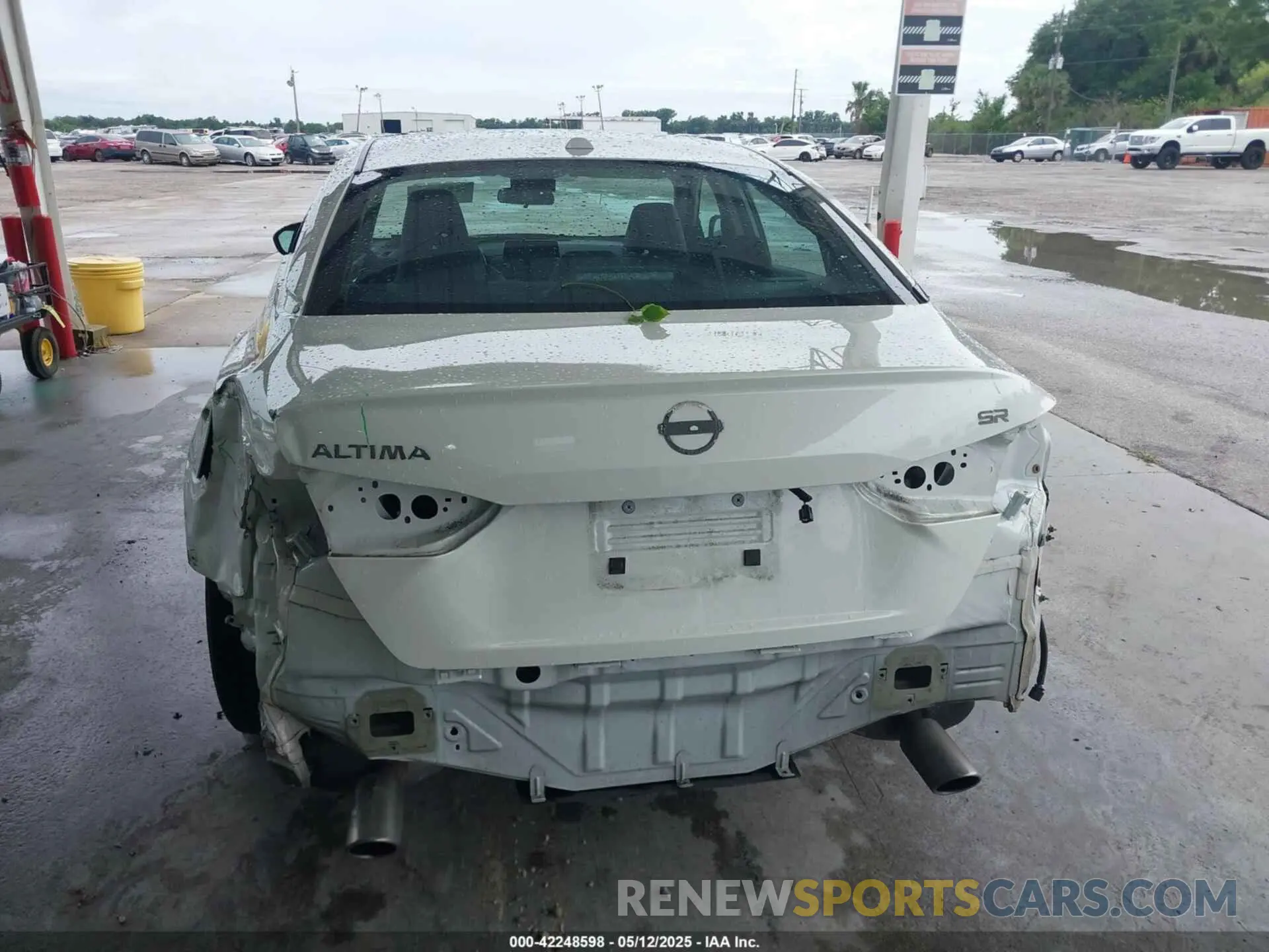 17 Photograph of a damaged car 1N4BL4CV0SN301216 NISSAN ALTIMA 2025