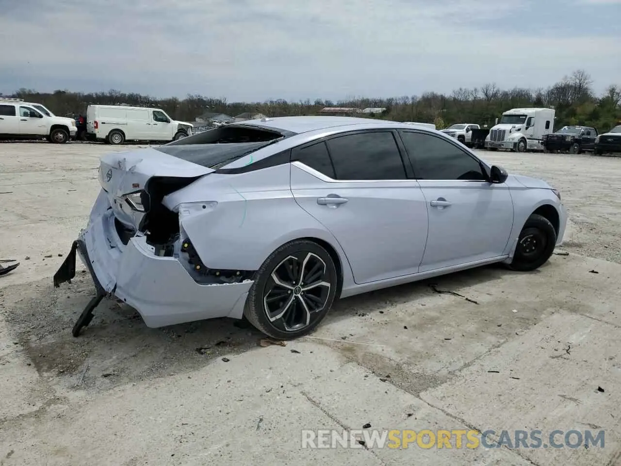 3 Photograph of a damaged car 1N4BL4CV0SN305847 NISSAN ALTIMA 2025