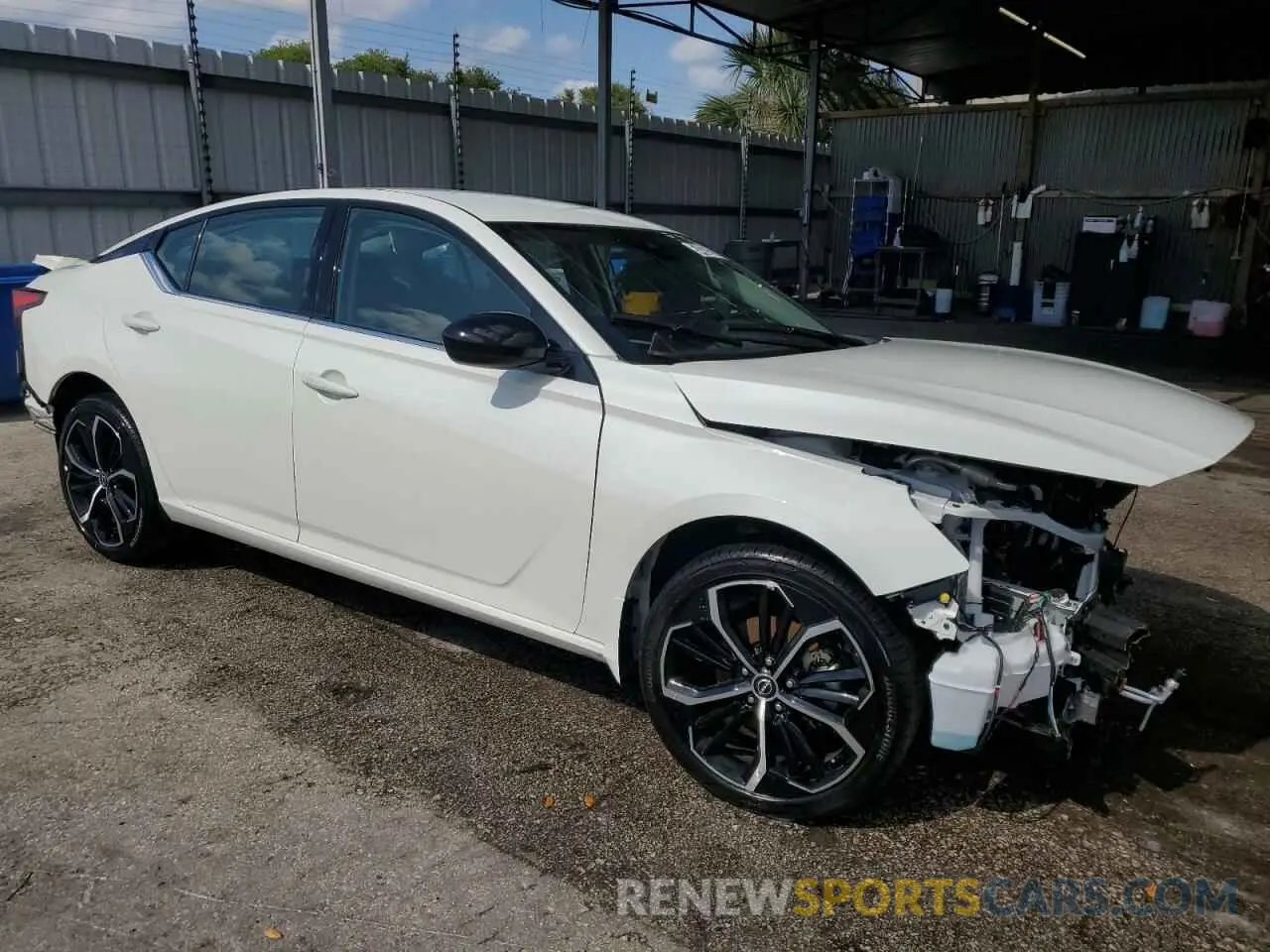 4 Photograph of a damaged car 1N4BL4CV0SN314998 NISSAN ALTIMA 2025