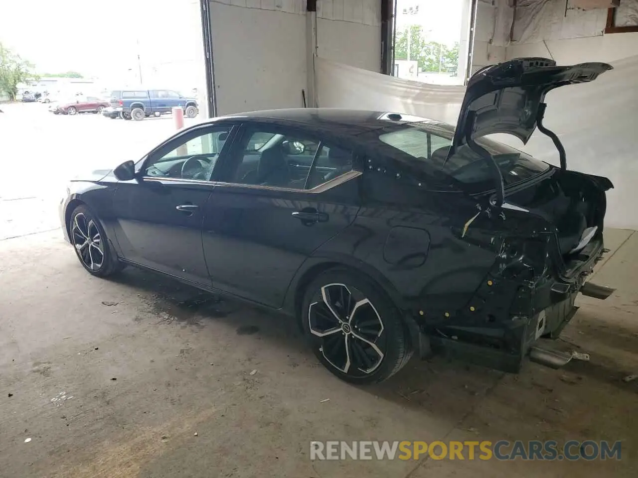 2 Photograph of a damaged car 1N4BL4CV0SN316539 NISSAN ALTIMA 2025
