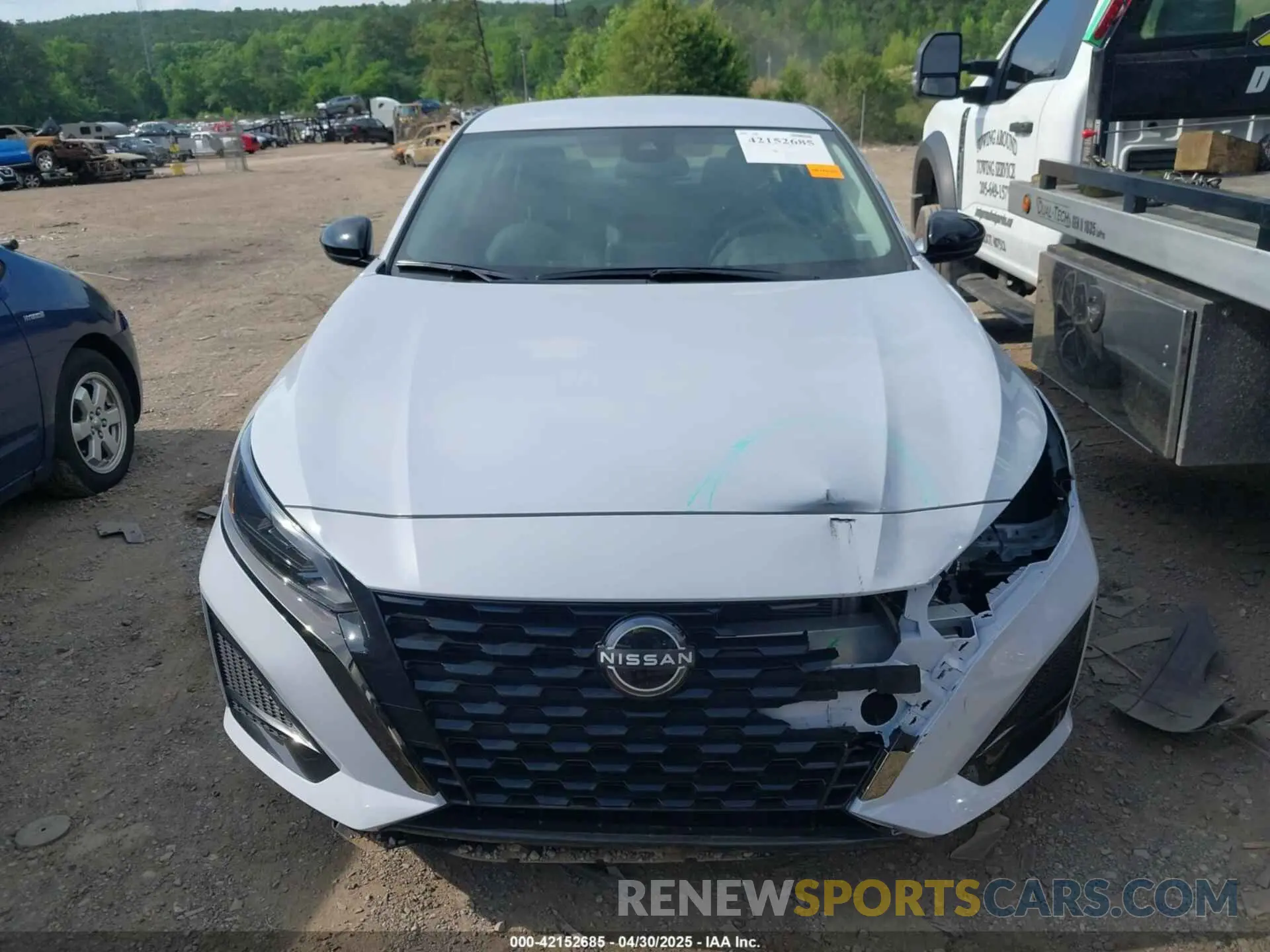11 Photograph of a damaged car 1N4BL4CV0SN361223 NISSAN ALTIMA 2025