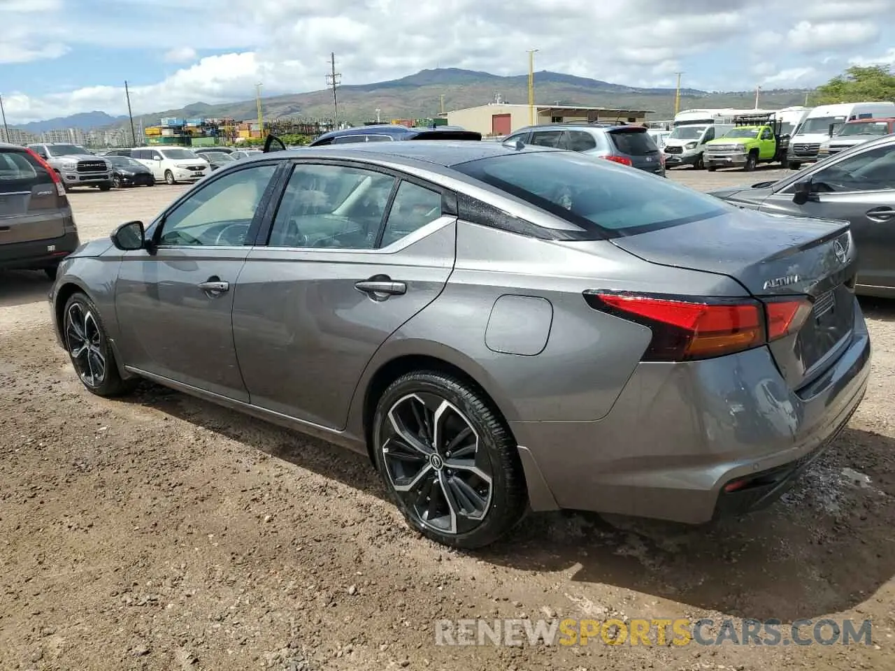 2 Photograph of a damaged car 1N4BL4CV2SN303534 NISSAN ALTIMA 2025