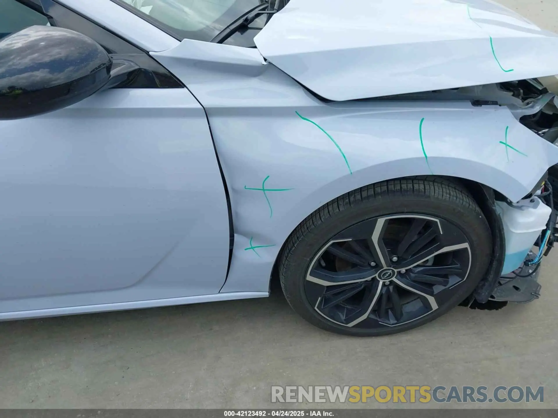 19 Photograph of a damaged car 1N4BL4CV5SN360634 NISSAN ALTIMA 2025