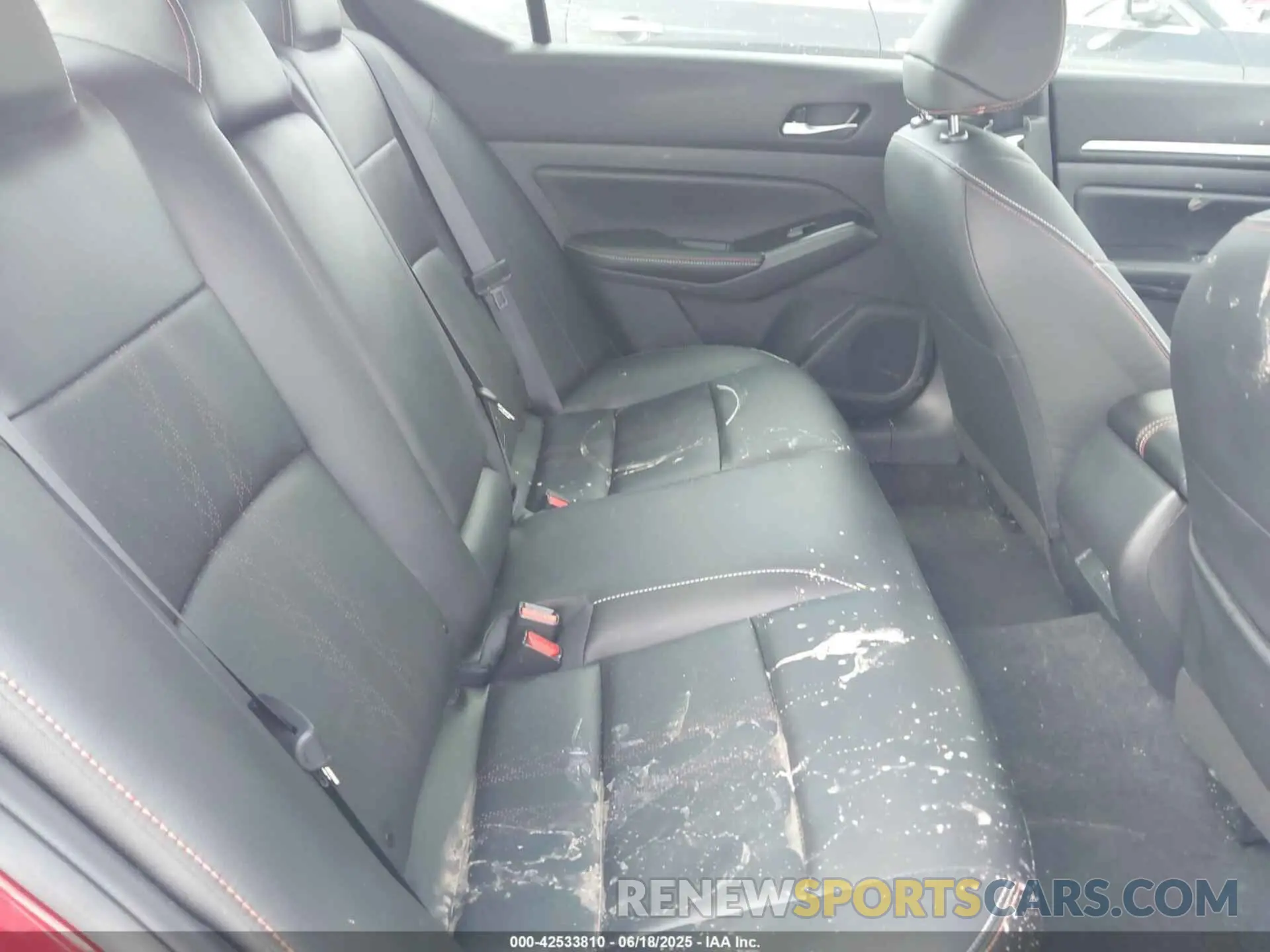 8 Photograph of a damaged car 1N4BL4CV6SN305447 NISSAN ALTIMA 2025