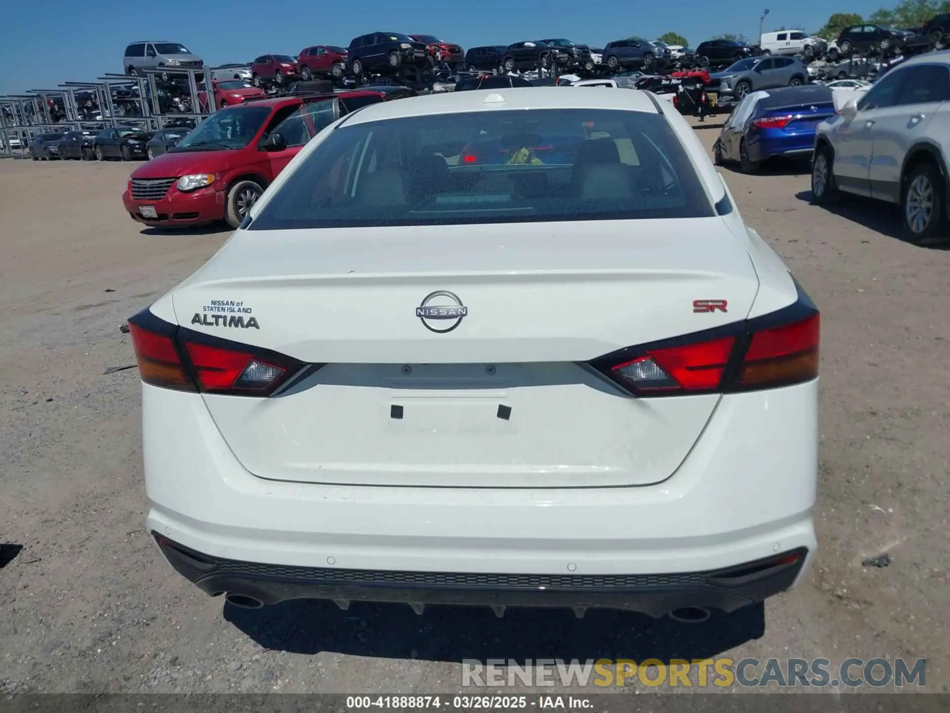 17 Photograph of a damaged car 1N4BL4CV6SN336245 NISSAN ALTIMA 2025