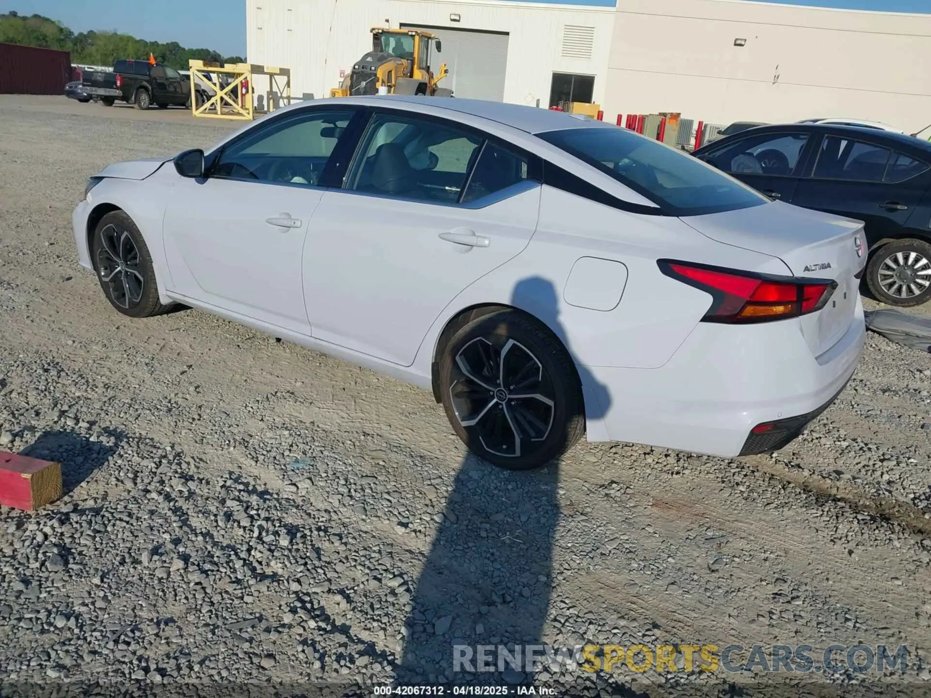 3 Photograph of a damaged car 1N4BL4CV7SN354284 NISSAN ALTIMA 2025