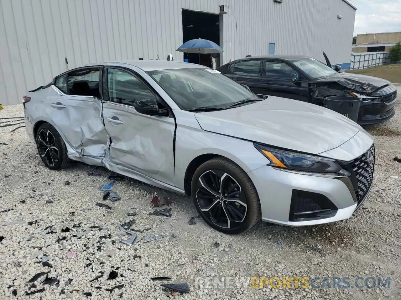 4 Photograph of a damaged car 1N4BL4CV9SN362922 NISSAN ALTIMA 2025