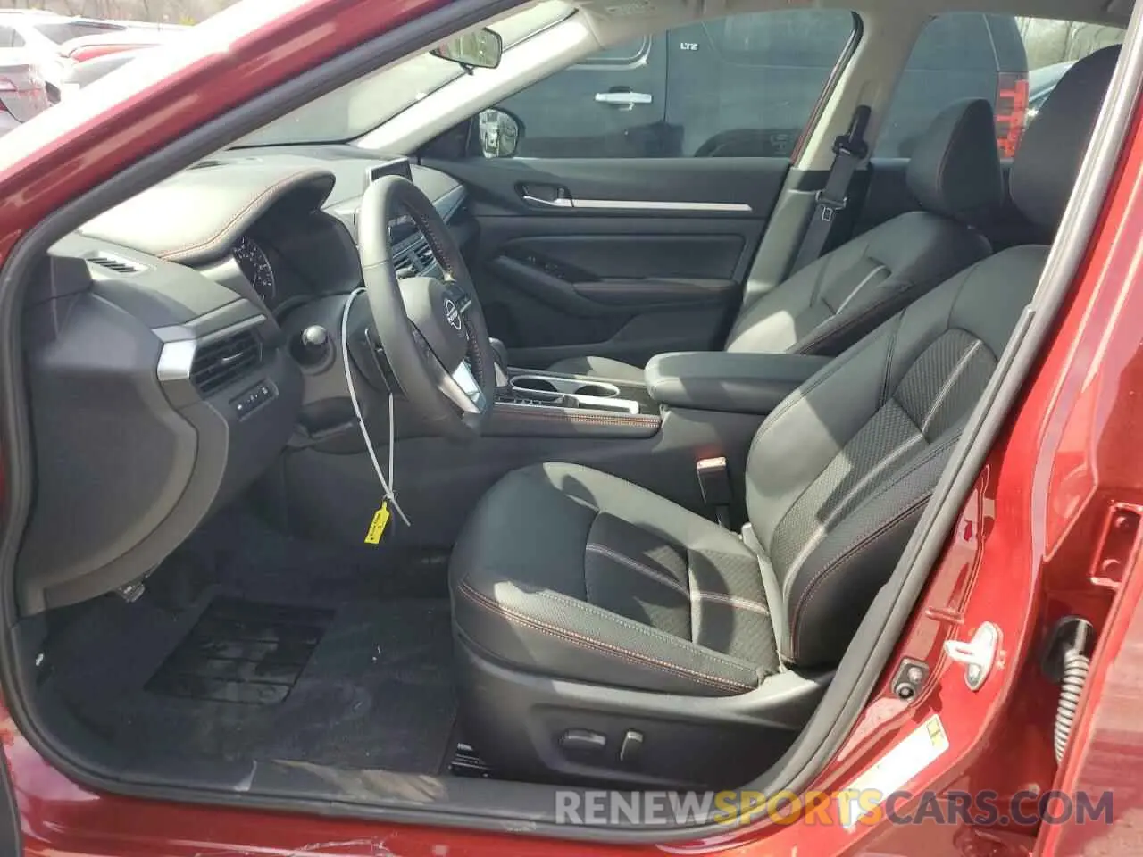 7 Photograph of a damaged car 1N4BL4CVXSN337334 NISSAN ALTIMA 2025