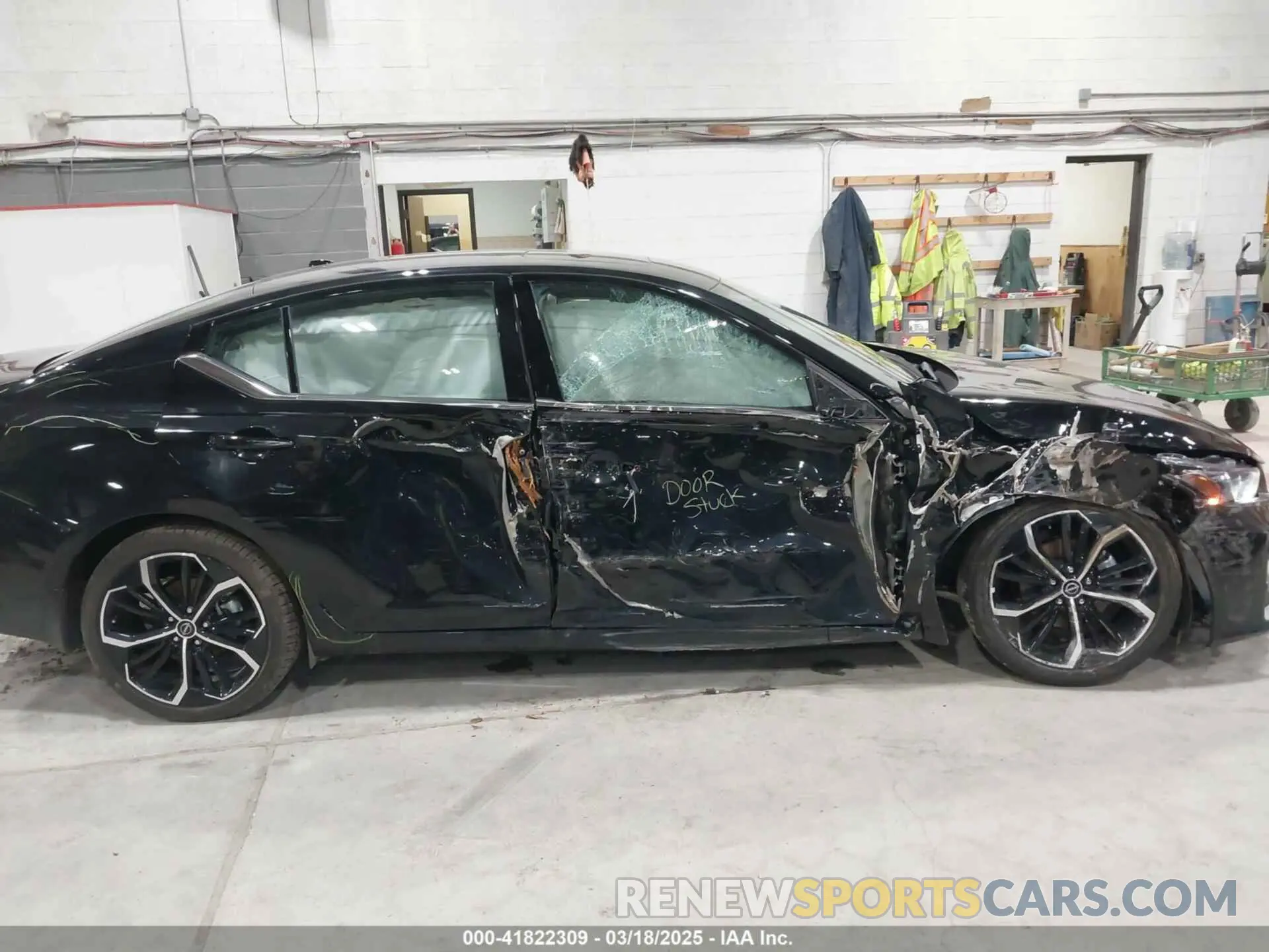 13 Photograph of a damaged car 1N4BL4CW3SN309755 NISSAN ALTIMA 2025